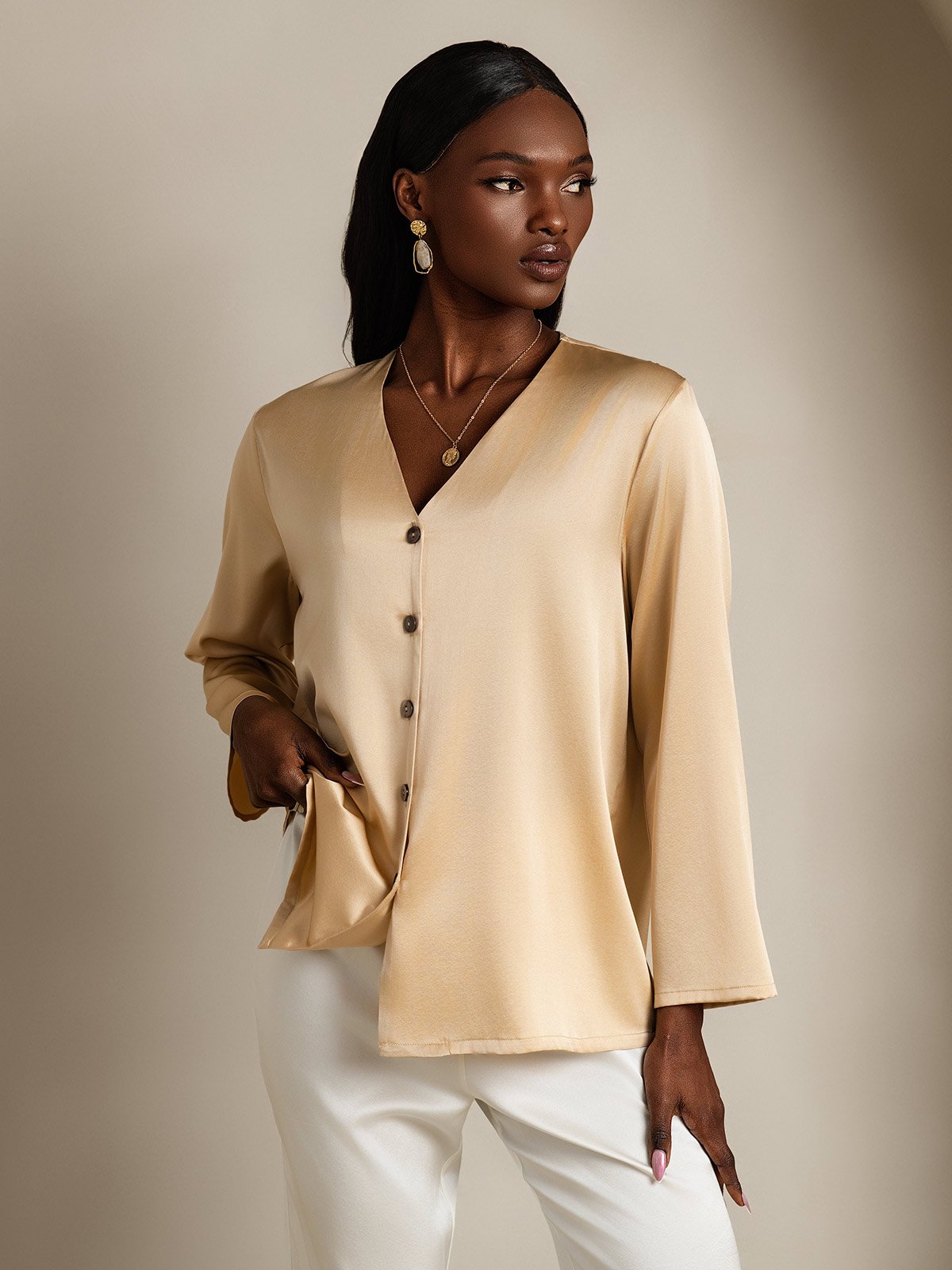 [Champagne] SilkSilky-AU 19Momme Silk V Neck Women's Shirt 004