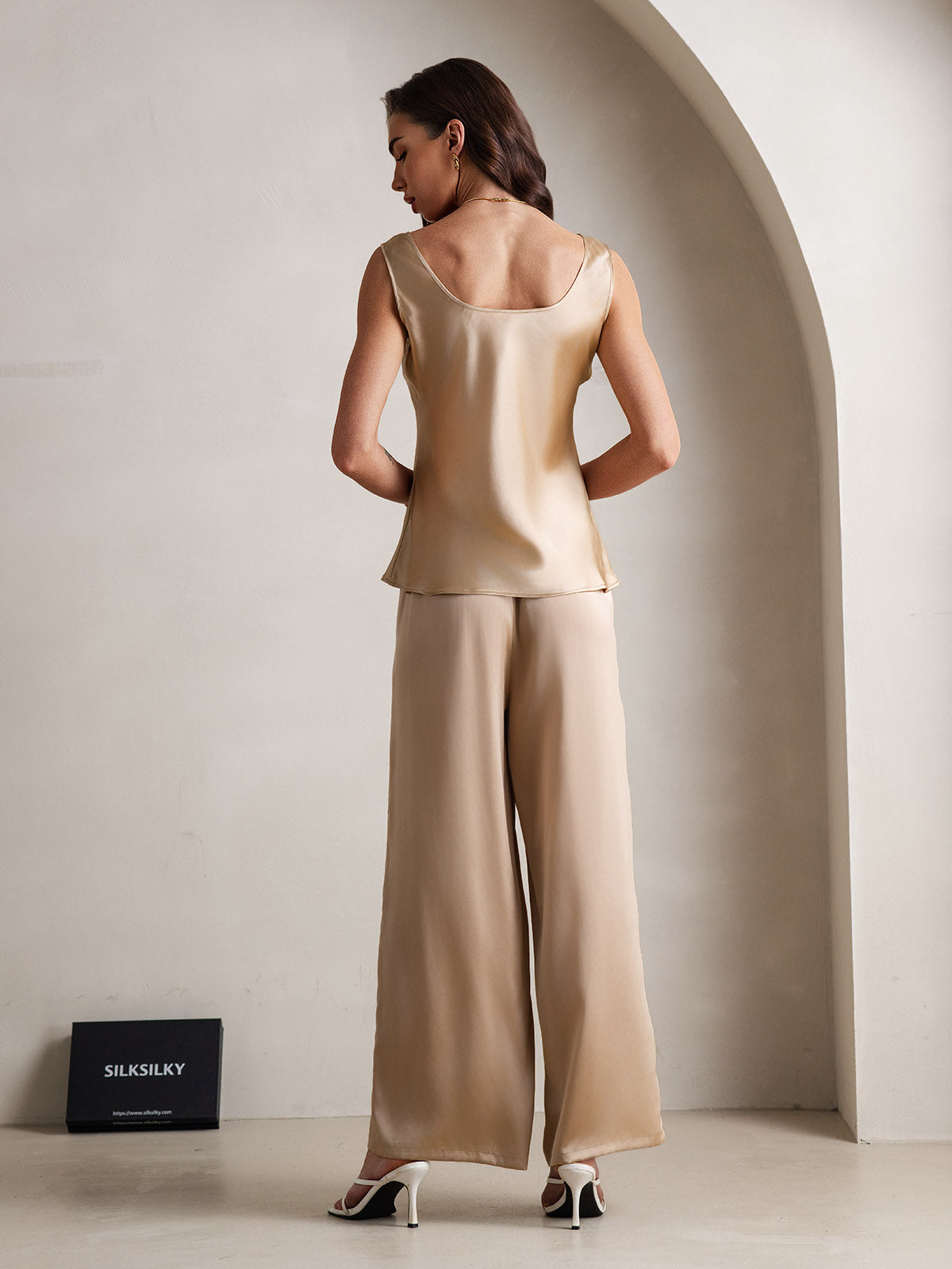 [Champagne] SilkSilky-AU Pure Silk Boat Neck Camisole Set 002