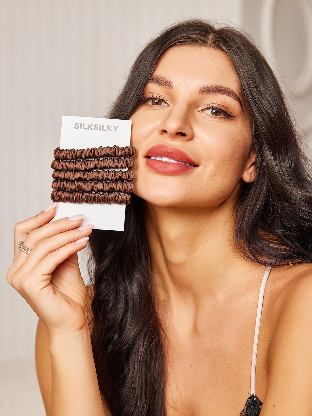 [Coffee] SilkSilky-AU 19Momme Pure Silk Scrunchie 001