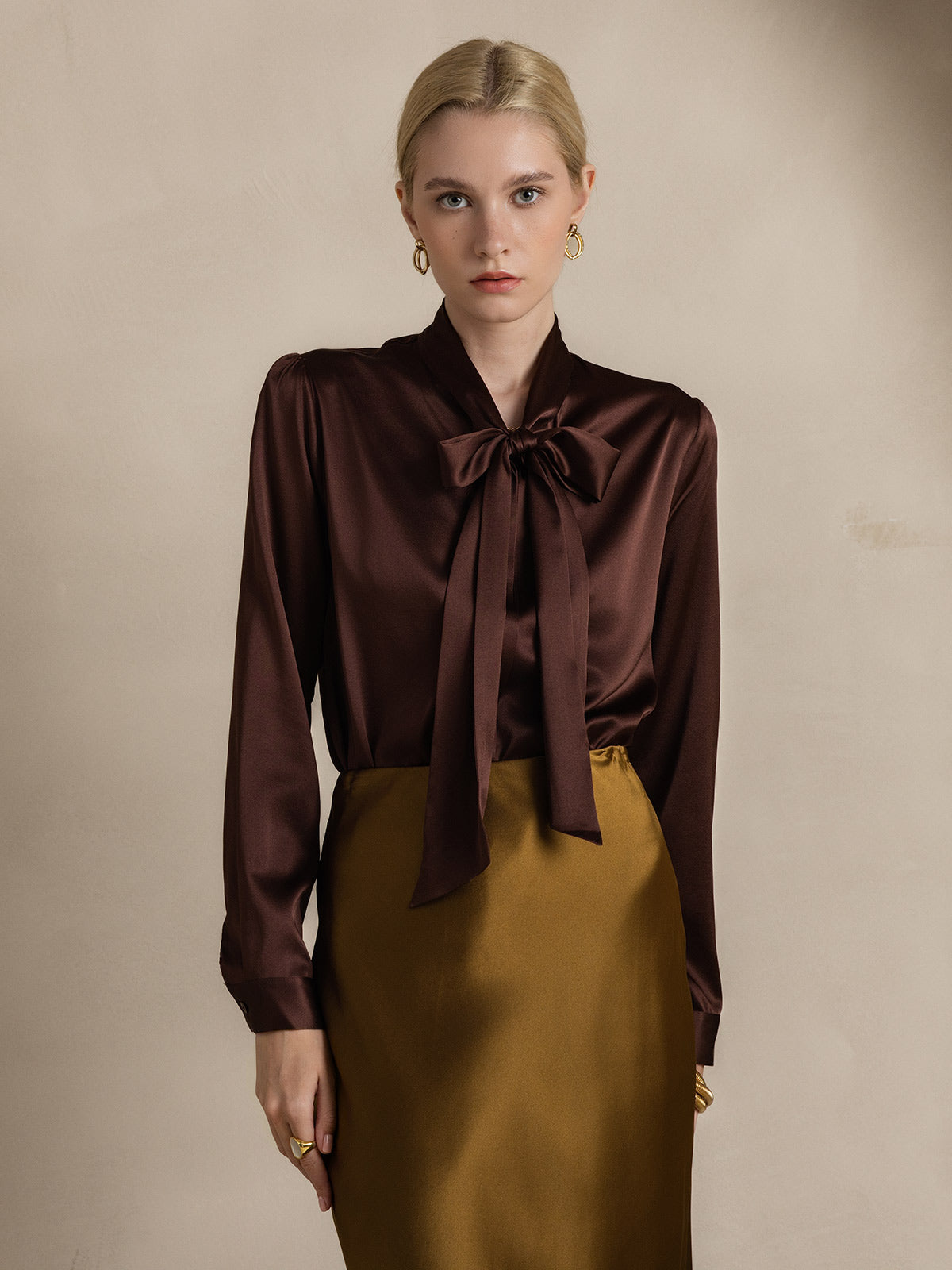 [Coffee] SilkSilky-AU 19Momme Silk Long Sleeve Tie Neck Women's Shirt 003