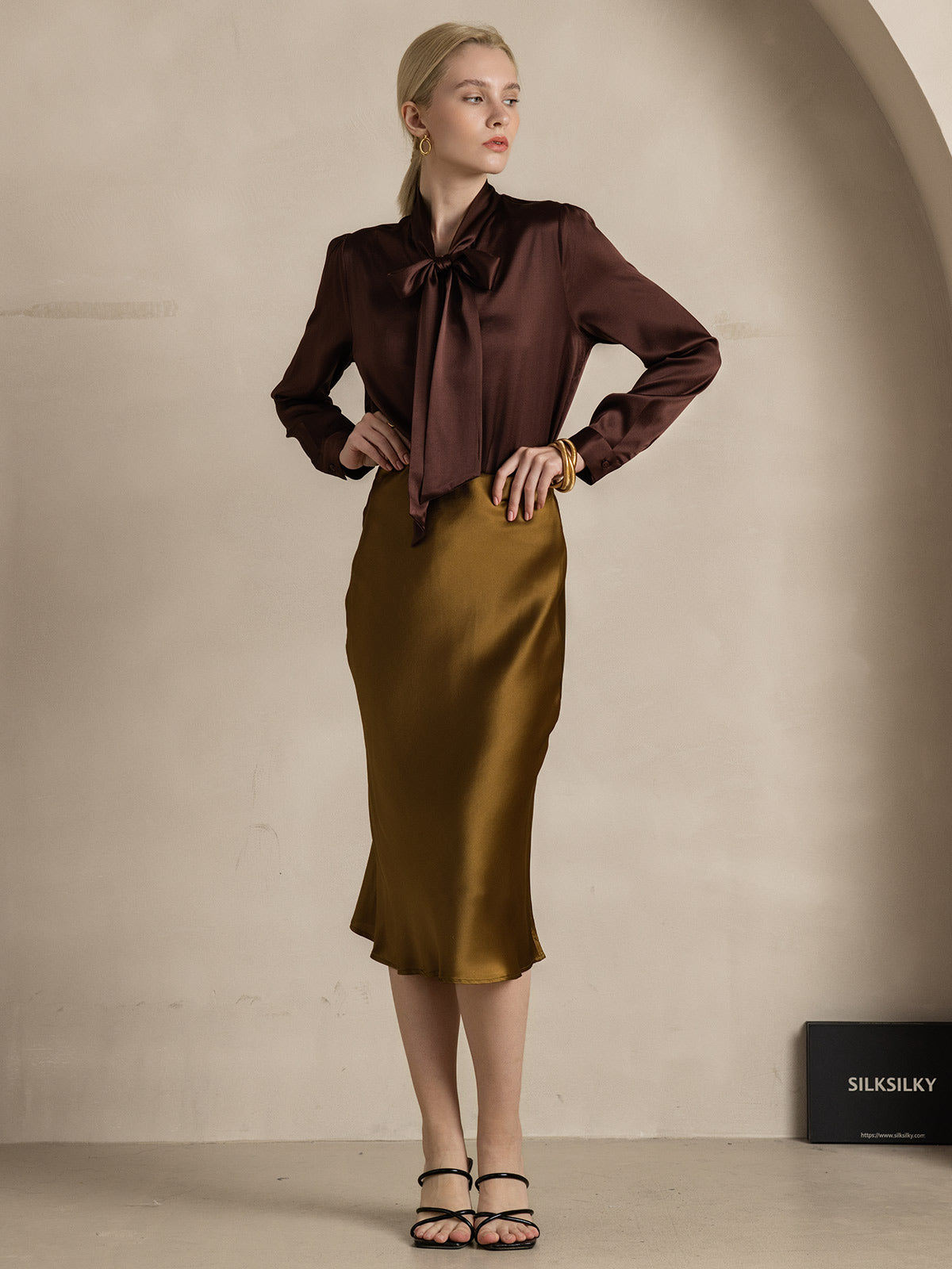 [Coffee] SilkSilky-AU 19Momme Silk Long Sleeve Tie Neck Women's Shirt 007