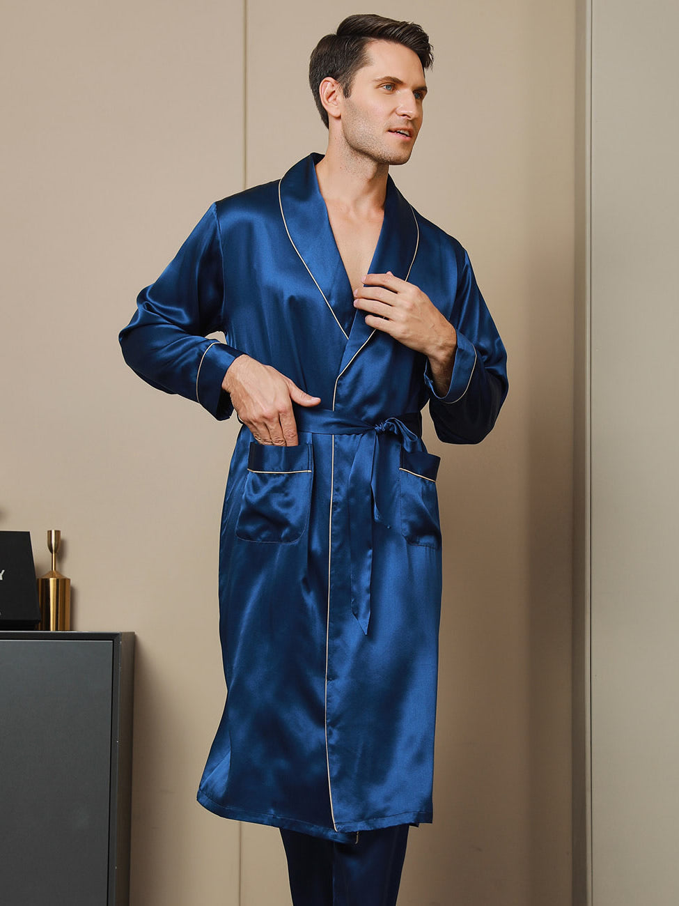 [Dark Blue] SilkSilky-AU 19Momme Pure Silk Long Sleeve Lapel Men's Dressing Gown 001