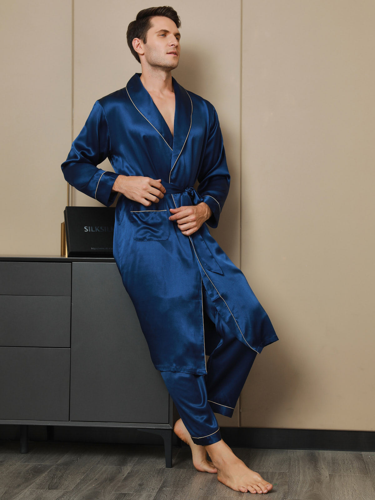 [Dark Blue] SilkSilky-AU 19Momme Pure Silk Long Sleeve Lapel Men's Dressing Gown 006