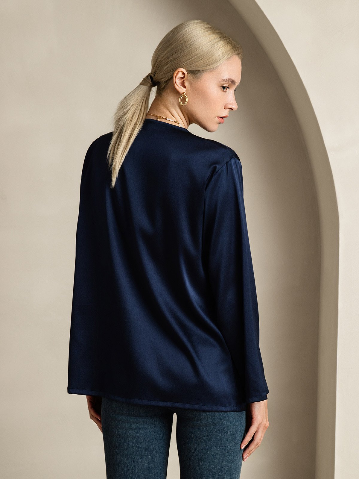 [Dark Blue] SilkSilky-AU 19Momme Silk V Neck Women's Shirt 002