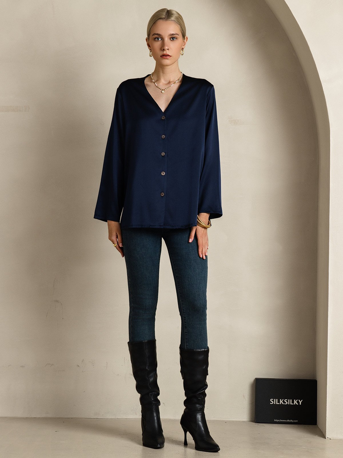 [Dark Blue] SilkSilky-AU 19Momme Silk V Neck Women's Shirt 006