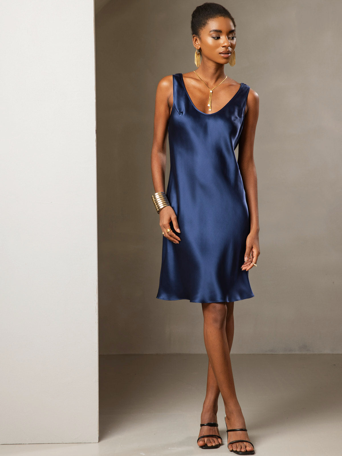 [Dark Blue] SilkSilky-AU Pure Silk Sleeveless Round Neck Dress 005