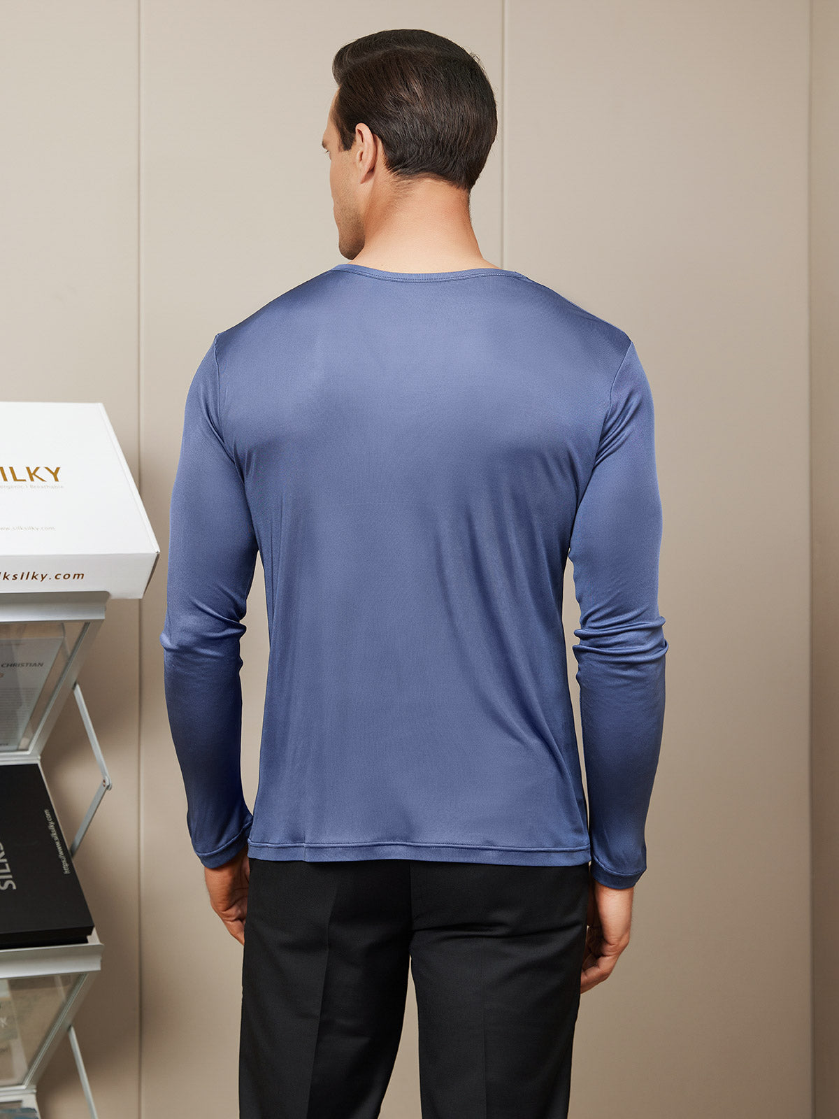 [Dark Blue] SilkSilky-AU Silk Knitted Long Sleeve Round Neck Men's T-Shirt 002