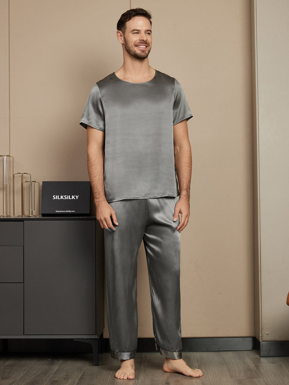 [Dark Gray] SilkSilky-AU Pure Silk Short Sleeve Round Neck Men's Pyjamas 001