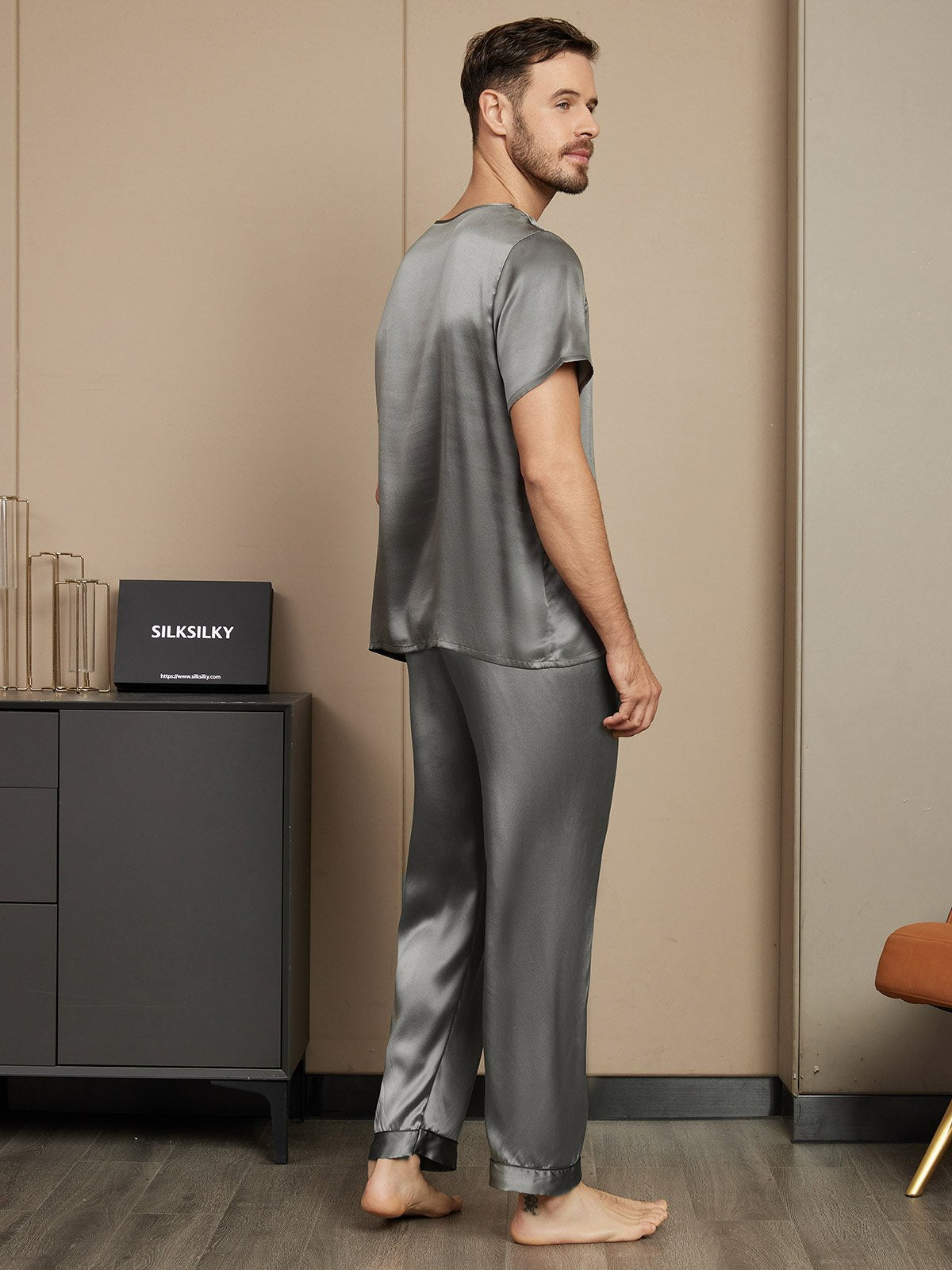 [Dark Gray] SilkSilky-AU Pure Silk Short Sleeve Round Neck Men's Pyjamas 002