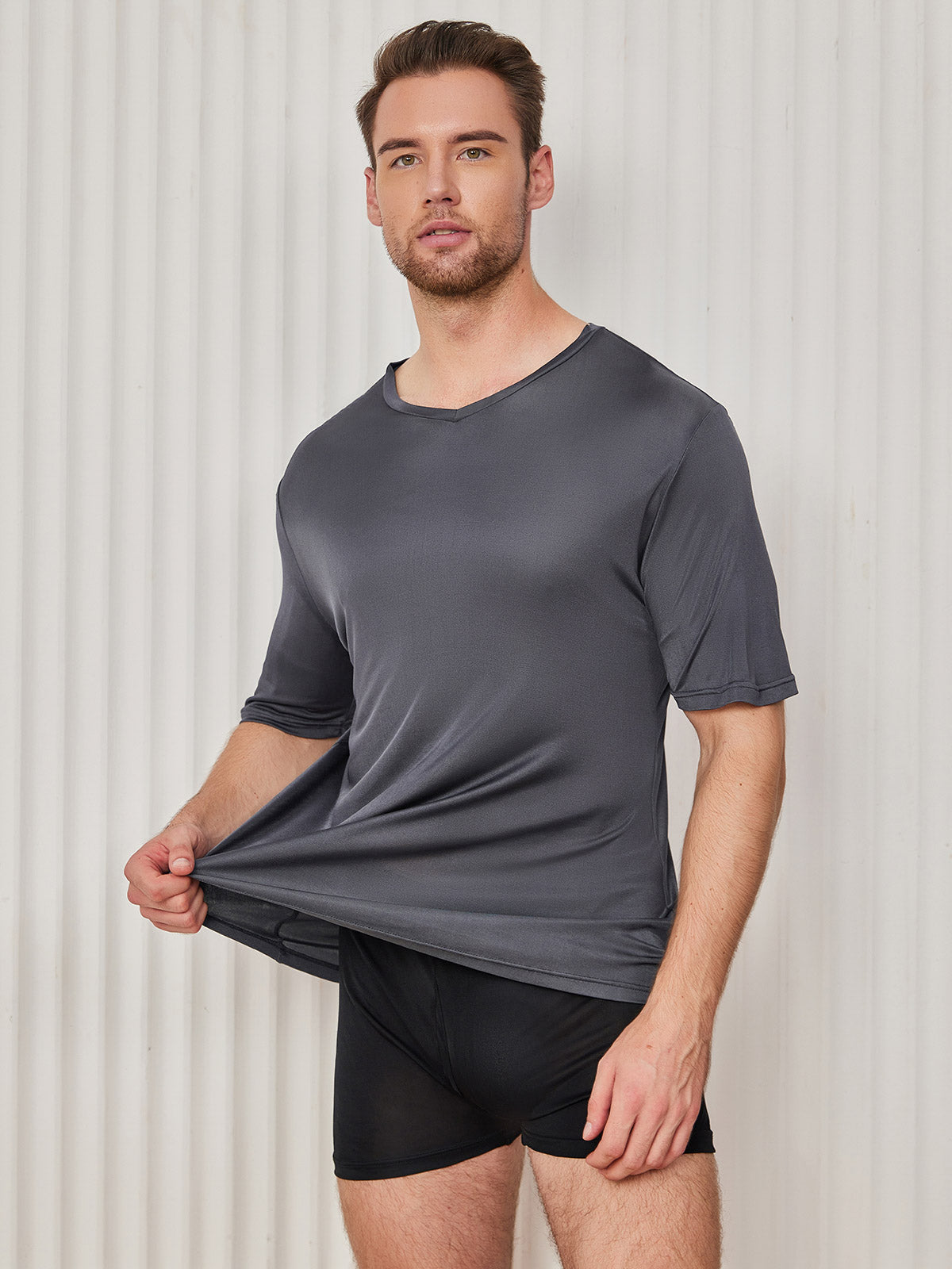 [Dark Gray] SilkSilky-AU Silk Knitted Short Sleeve V Neck Men's T-Shirt 004