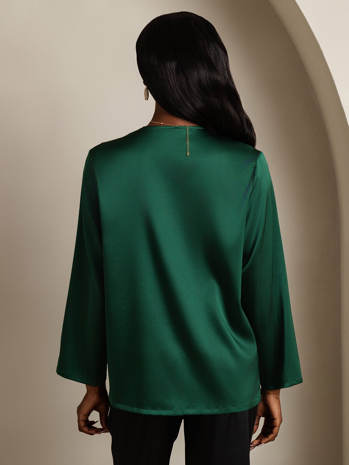 [Dark Green] SilkSilky-AU 19Momme Silk V Neck Women's Shirt 002