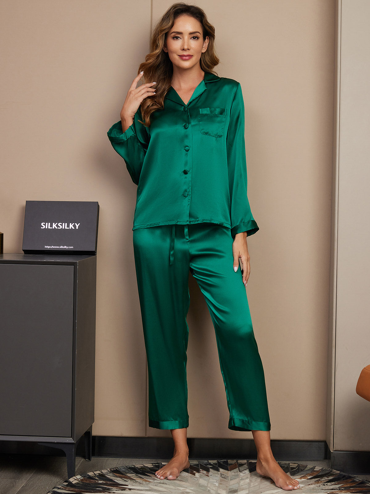 [Green] SilkSilky-AU Pure Silk Long Sleeve Lapel Women's Pyjamas 001
