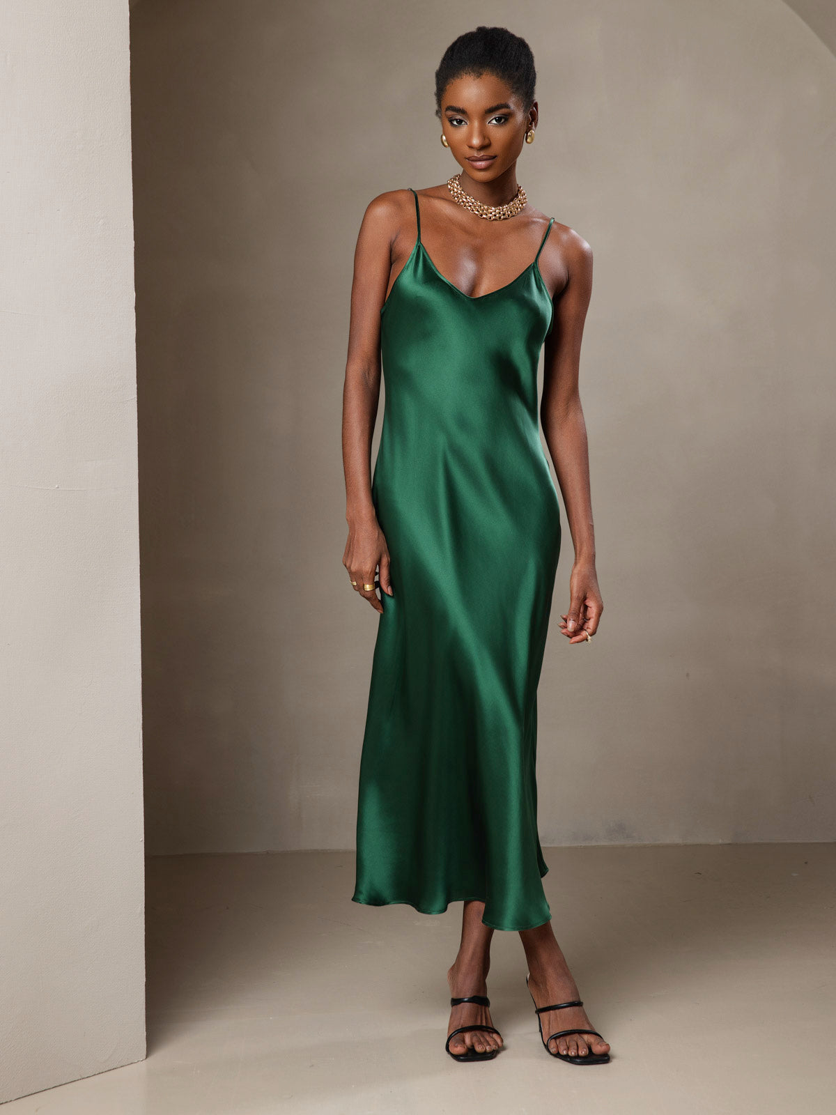 [Green] SilkSilky-AU Pure Silk Sleeveless Round Neck Dress 001