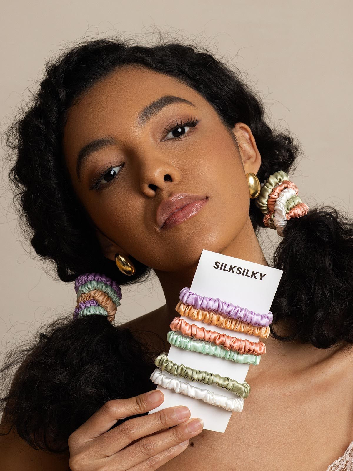 [Group3] SilkSilky-AU Scrunchie 003