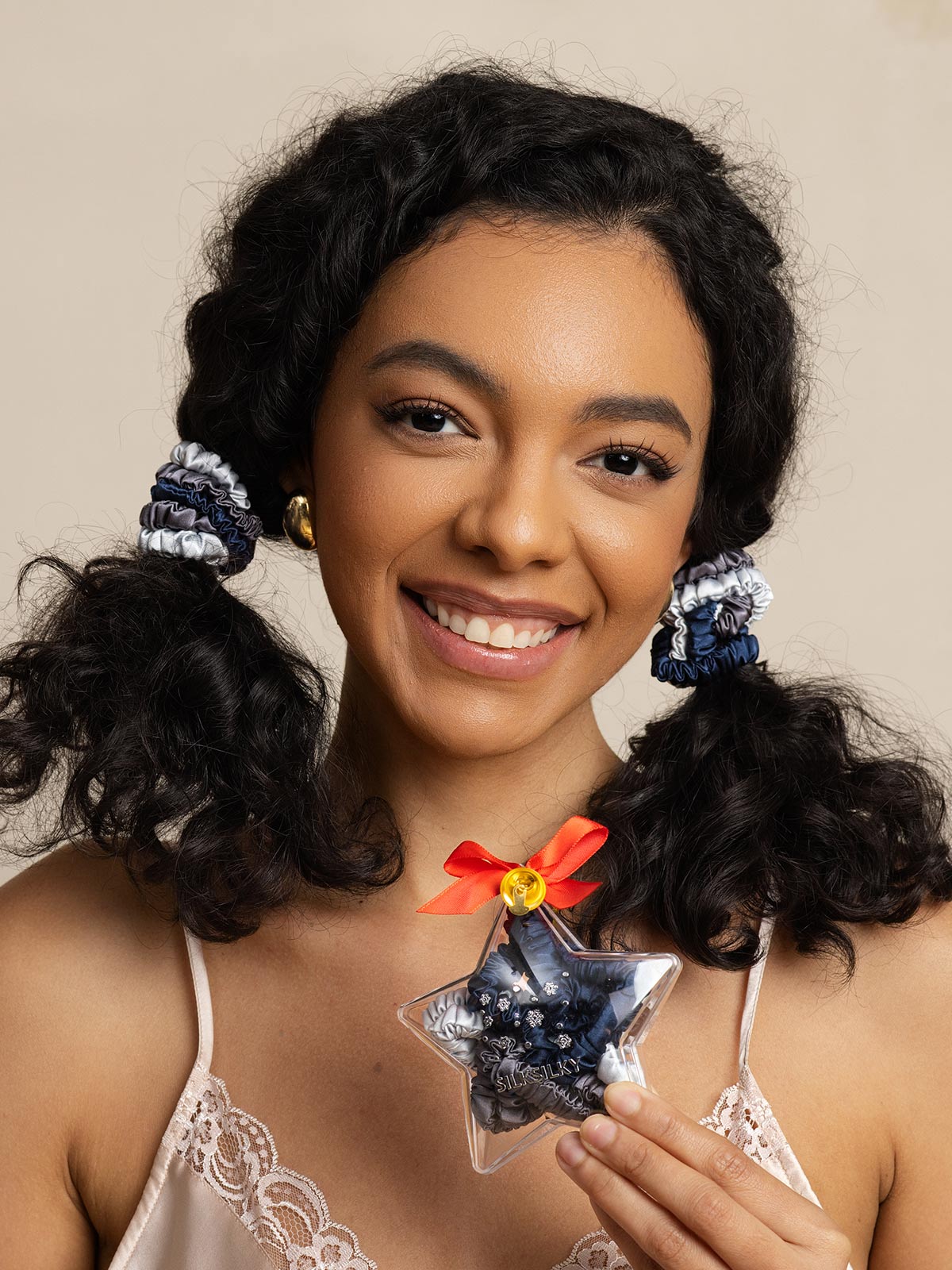 [Group4] SilkSilky-AU Pure Silk Scrunchie 001