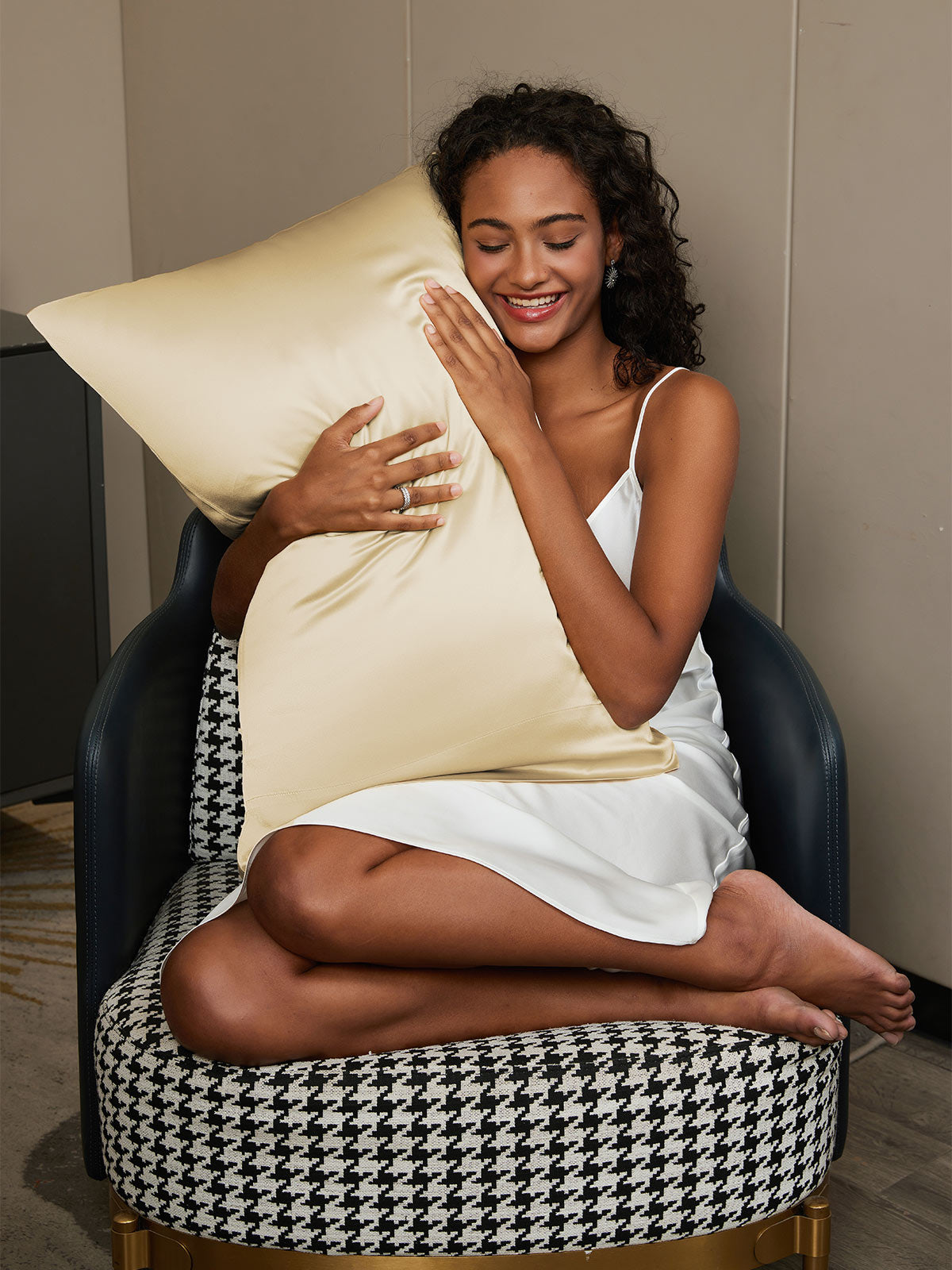 [Ivory] SilkSilky-AU 30Momme Pure Silk Pillowcase 001