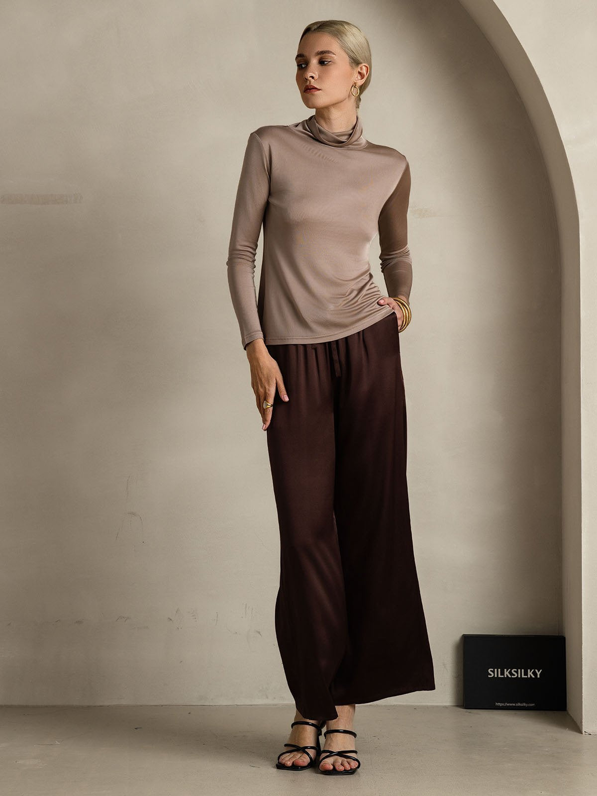 [Khaki] SilkSilky-AU Silk Long Sleeve Womens T-Shirt 006