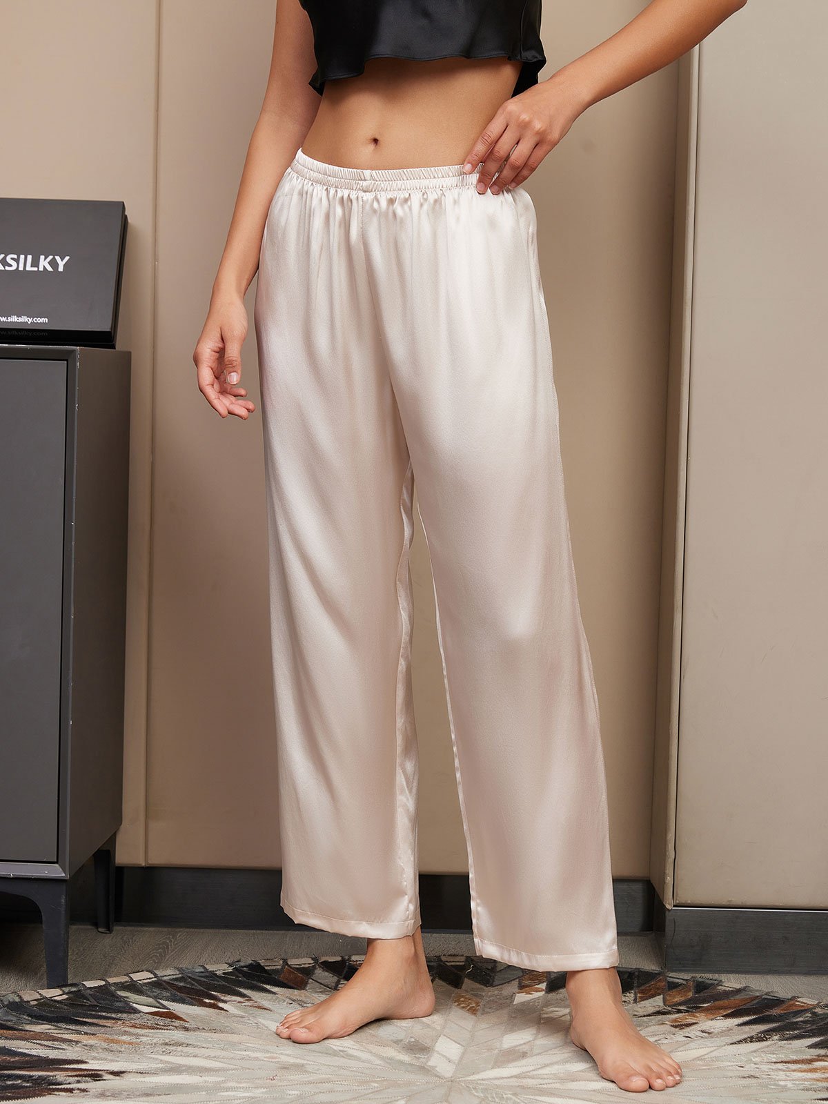 [Light Beige] SilkSilky-AU Pure Silk Womens Sleep Bottoms 004