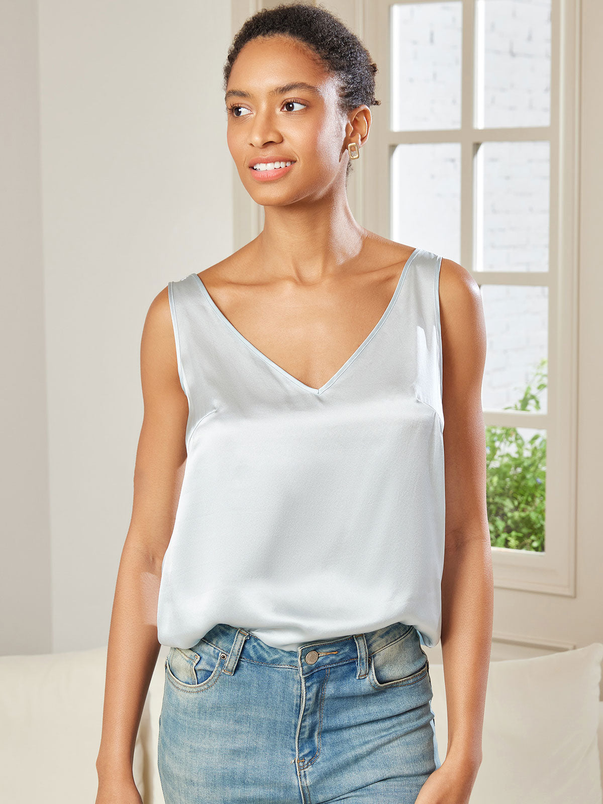 [Light Blue] SilkSilky-AU Pure Silk Sleeveless V Neck Camisole 001