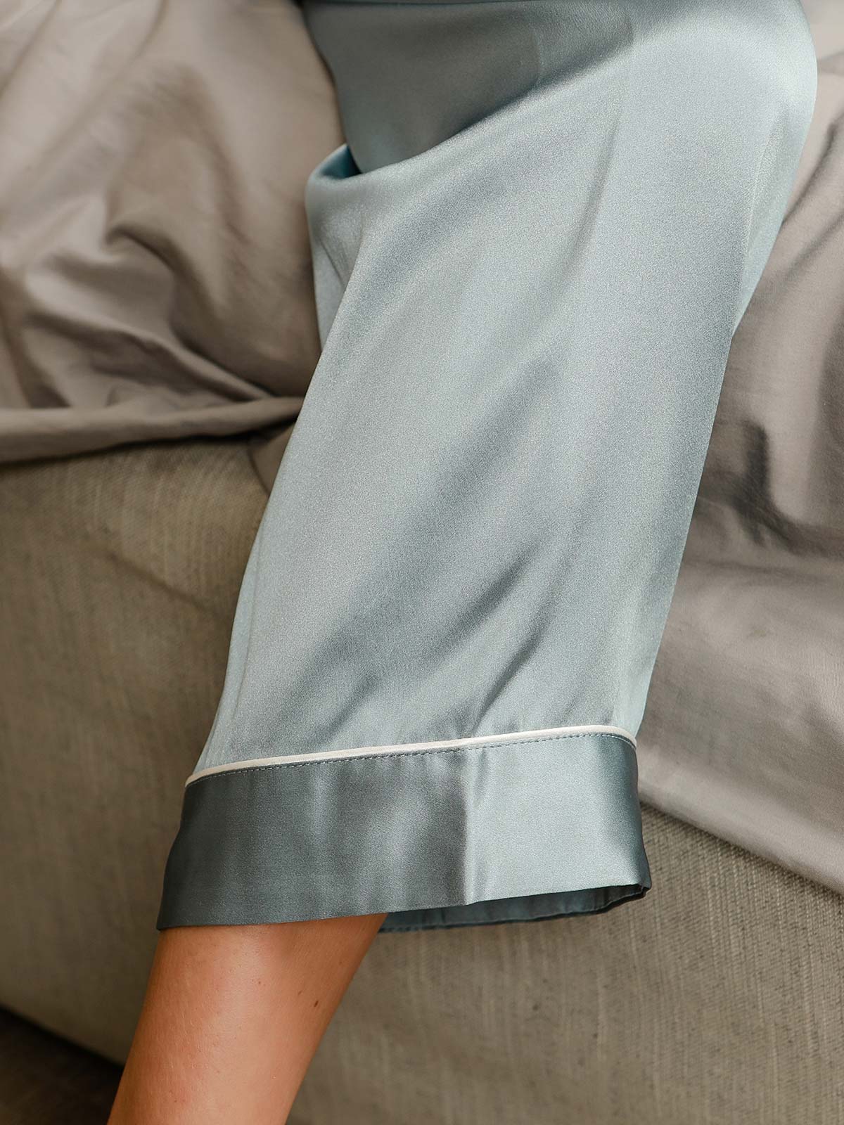 [Light Blue] SilkSilky-AU Long Sleeve Notch Collar Women's Pyjamas 004