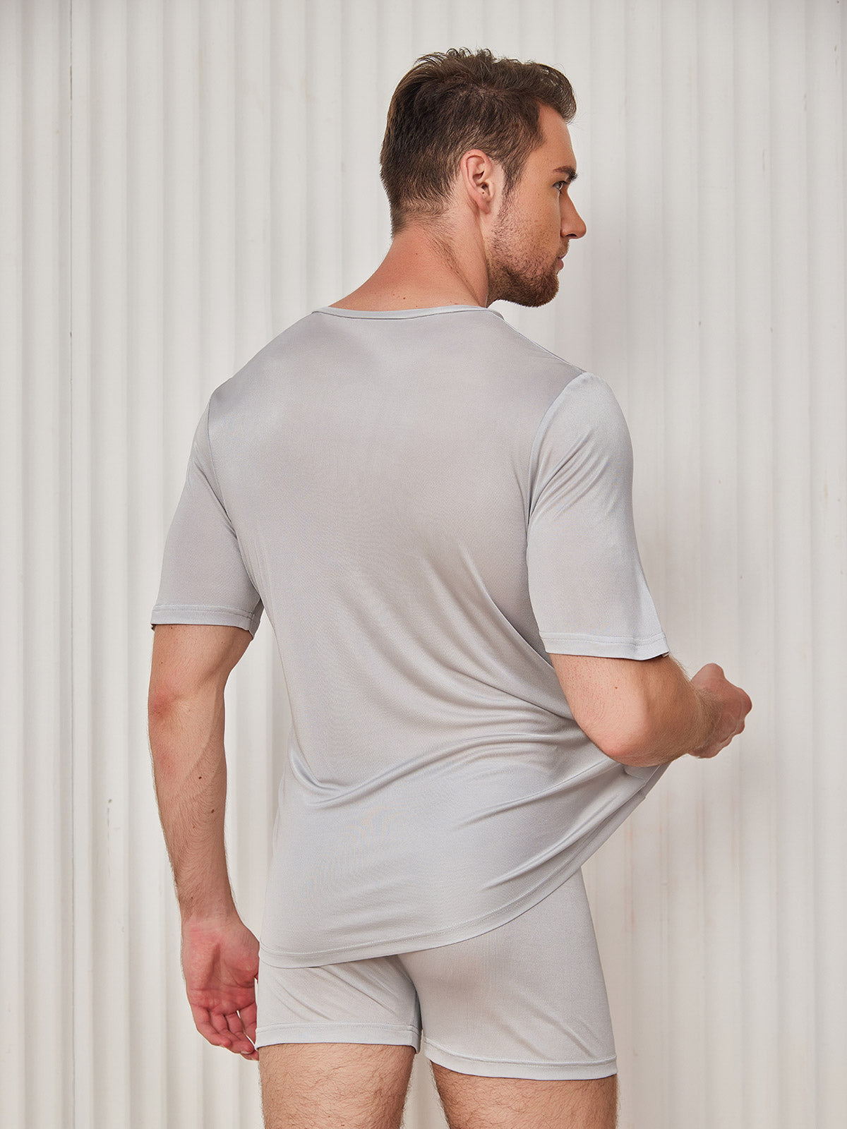 [Light Gray] SilkSilky-AU Silk Knitted Short Sleeve V Neck Men's T-Shirt 002