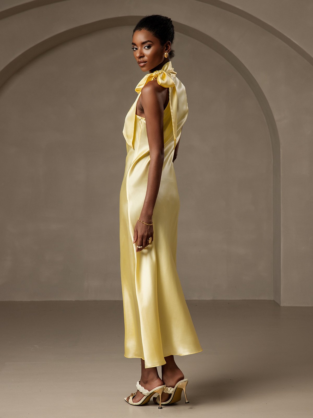 [Light Yellow] SilkSilky-AU 19Momme Silk Sleeveless Tie Neck Dress 002