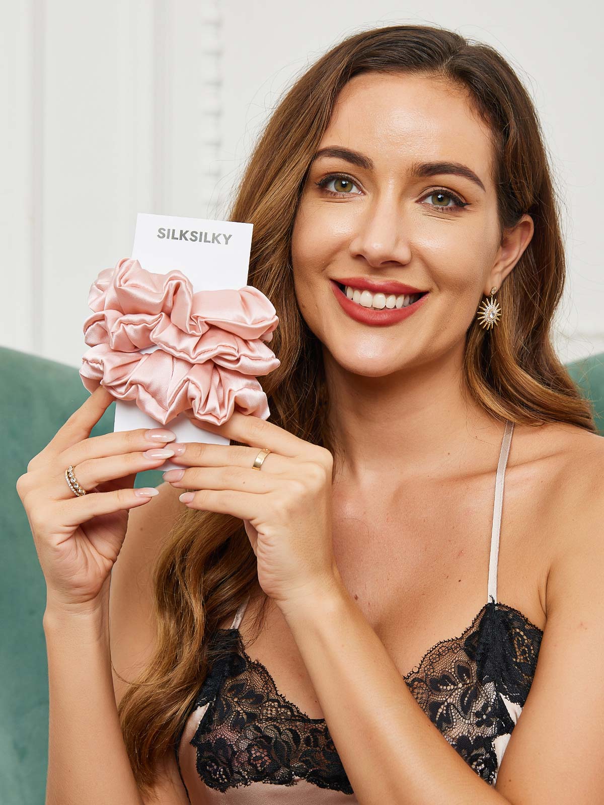 [Pink] SilkSilky-AU 19Momme Scrunchie 002