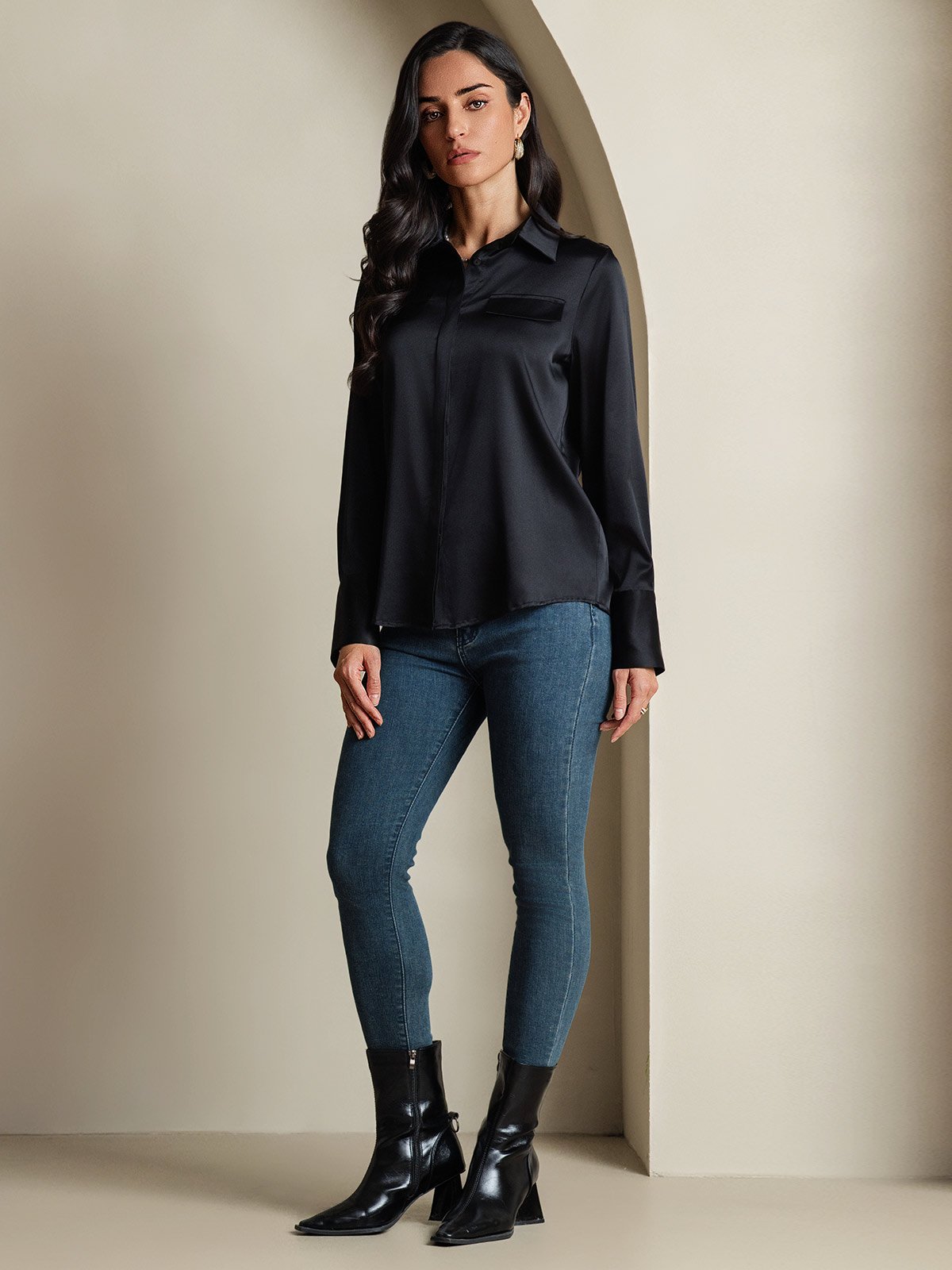 SilkSilky-AU 19Momme Silk Long Sleeve Collar Women's Shirt Black 008