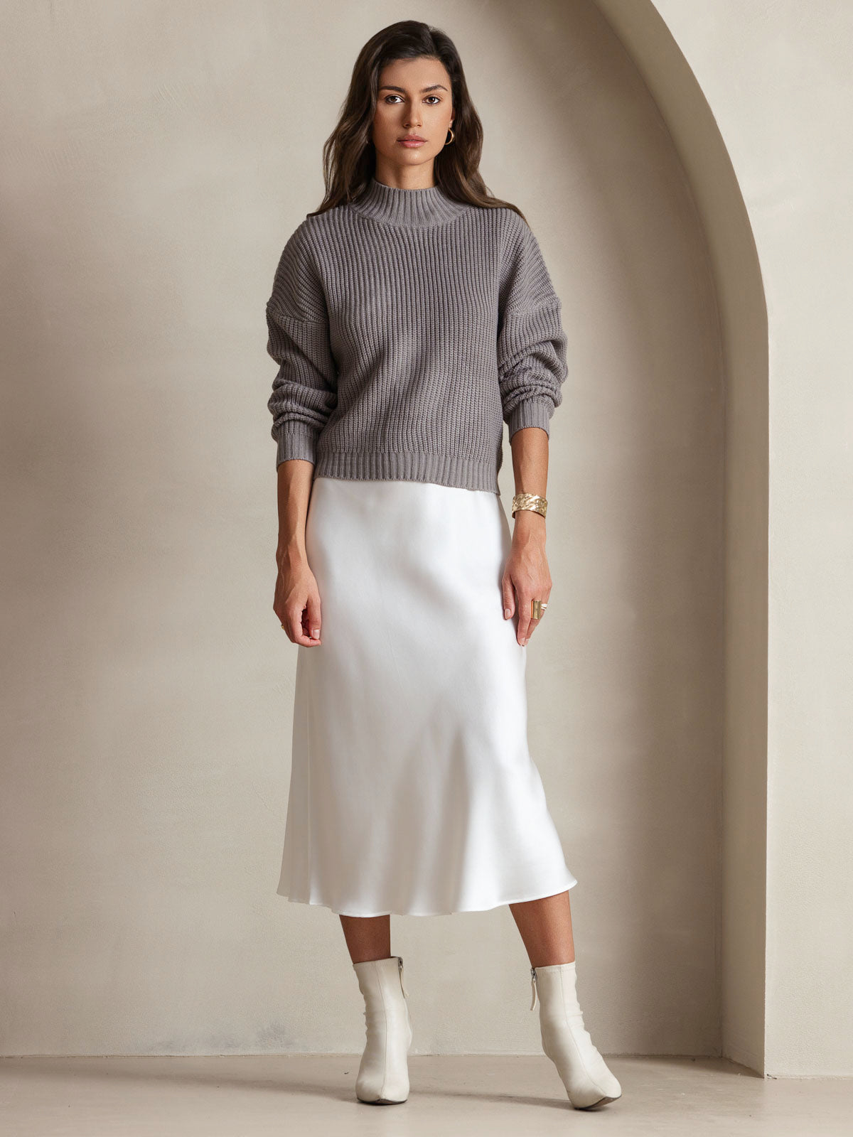 [White] SilkSilky-AU Pure Silk Round Neck Dress 002