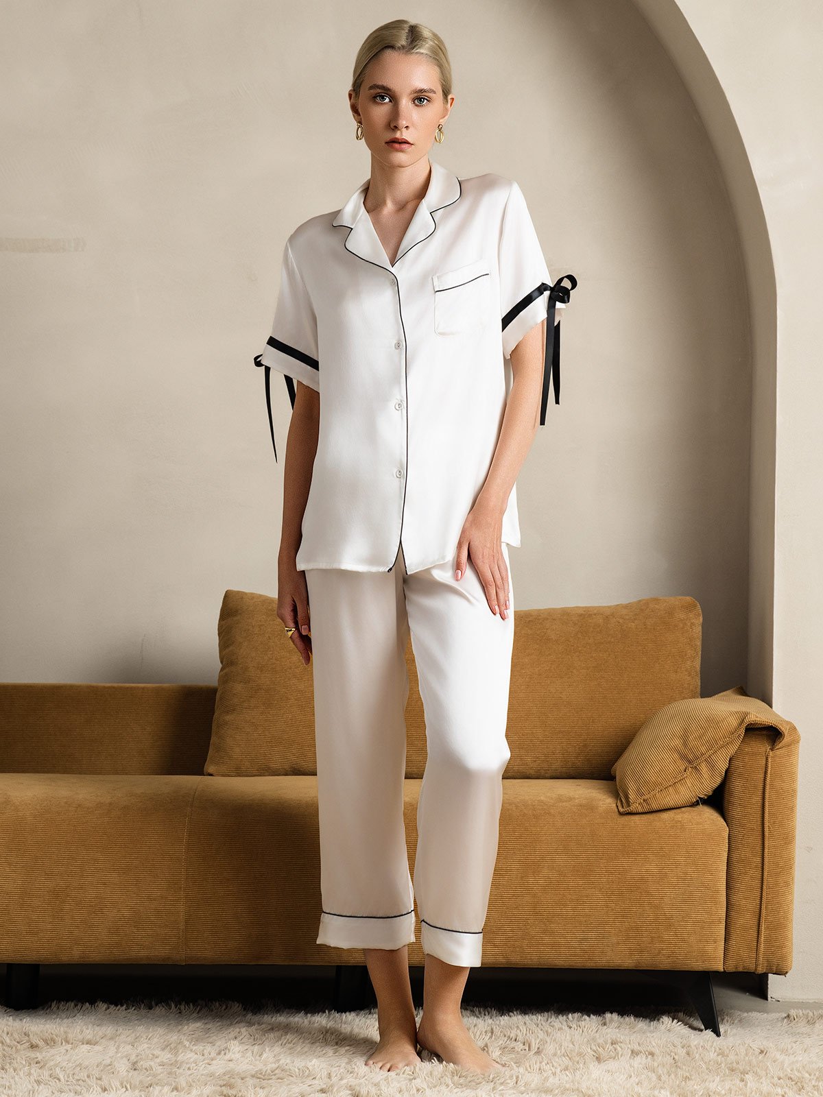[White] SilkSilky-AU Pure Silk Short Sleeve Lapel Women's Pyjamas 001