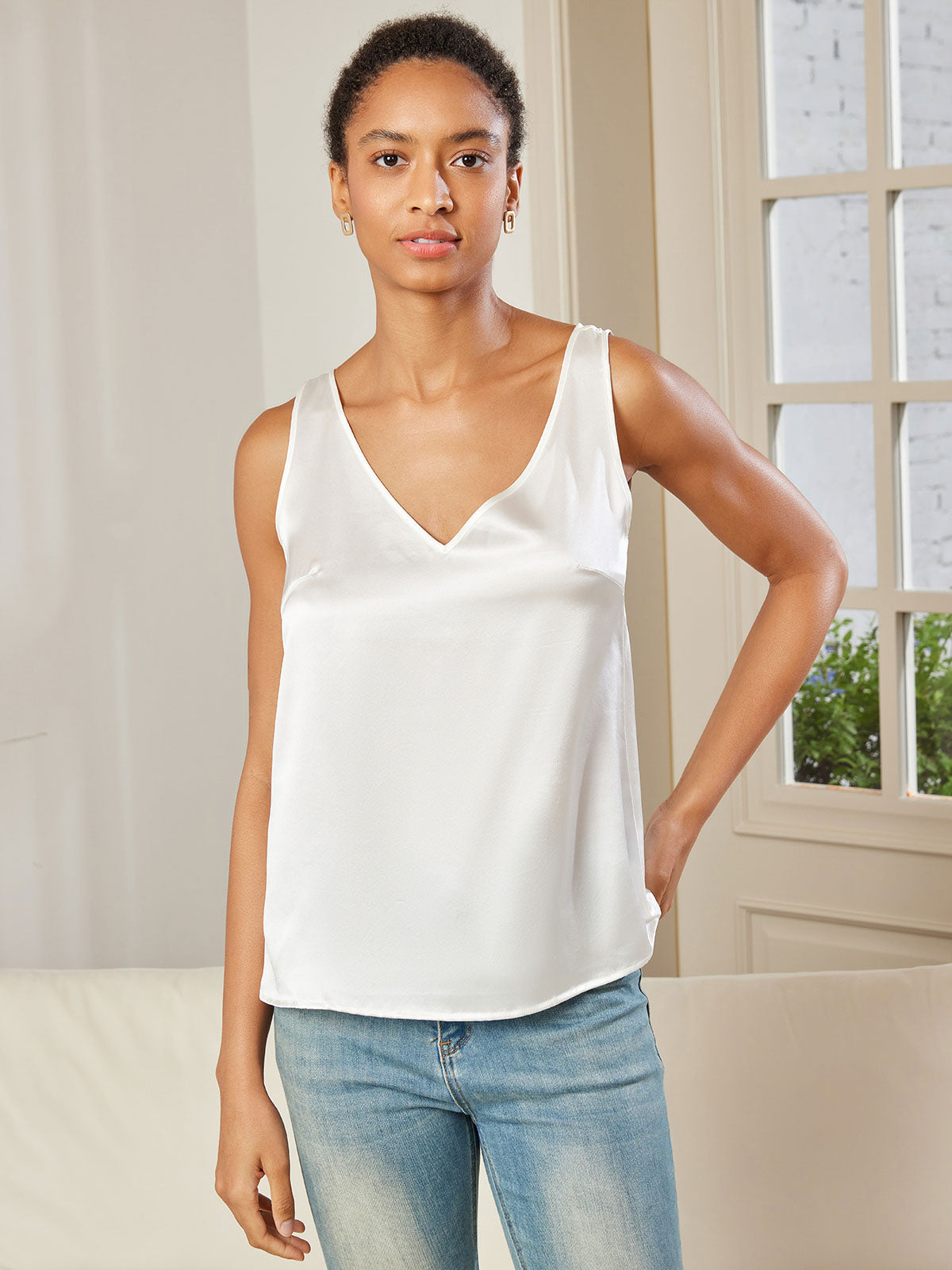 [White] SilkSilky-AU Pure Silk Sleeveless V Neck Camisole 005