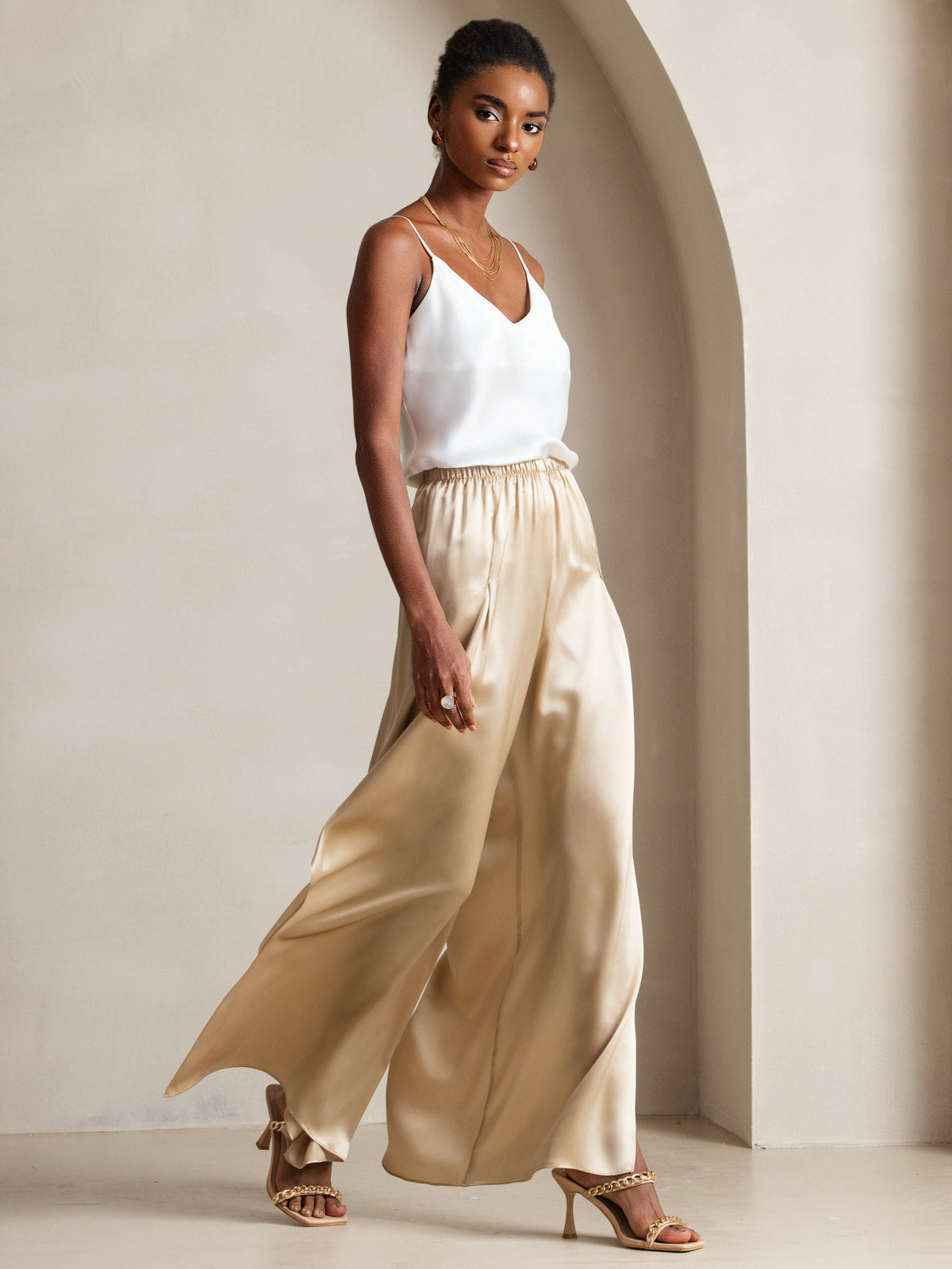[White] SilkSilky-AU Pure Silk V Neck Camisole 003