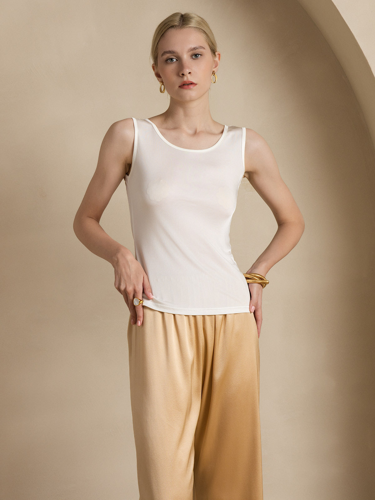 [White] SilkSilky-AU Silk Knitted Sleeveless Round Neck Women's T-Shirt 005