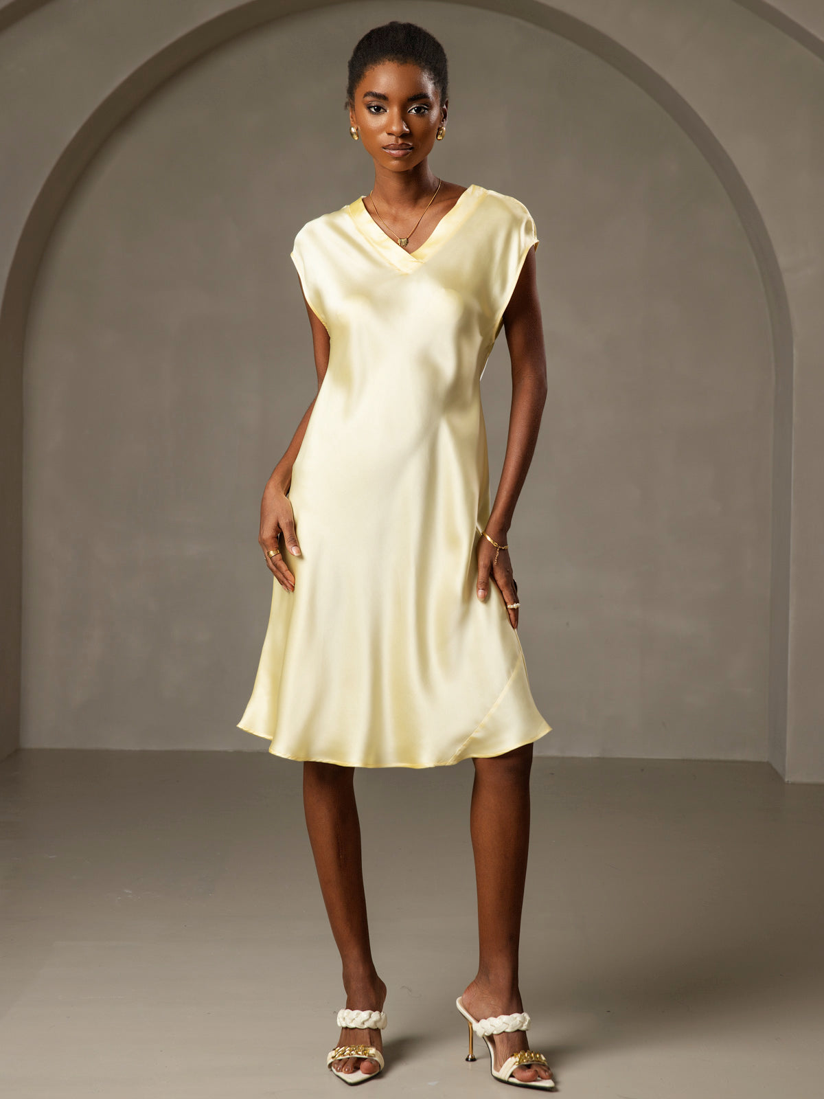 [Yellow] SilkSilky-AU Pure Silk Sleeveless V Neck Dress 006