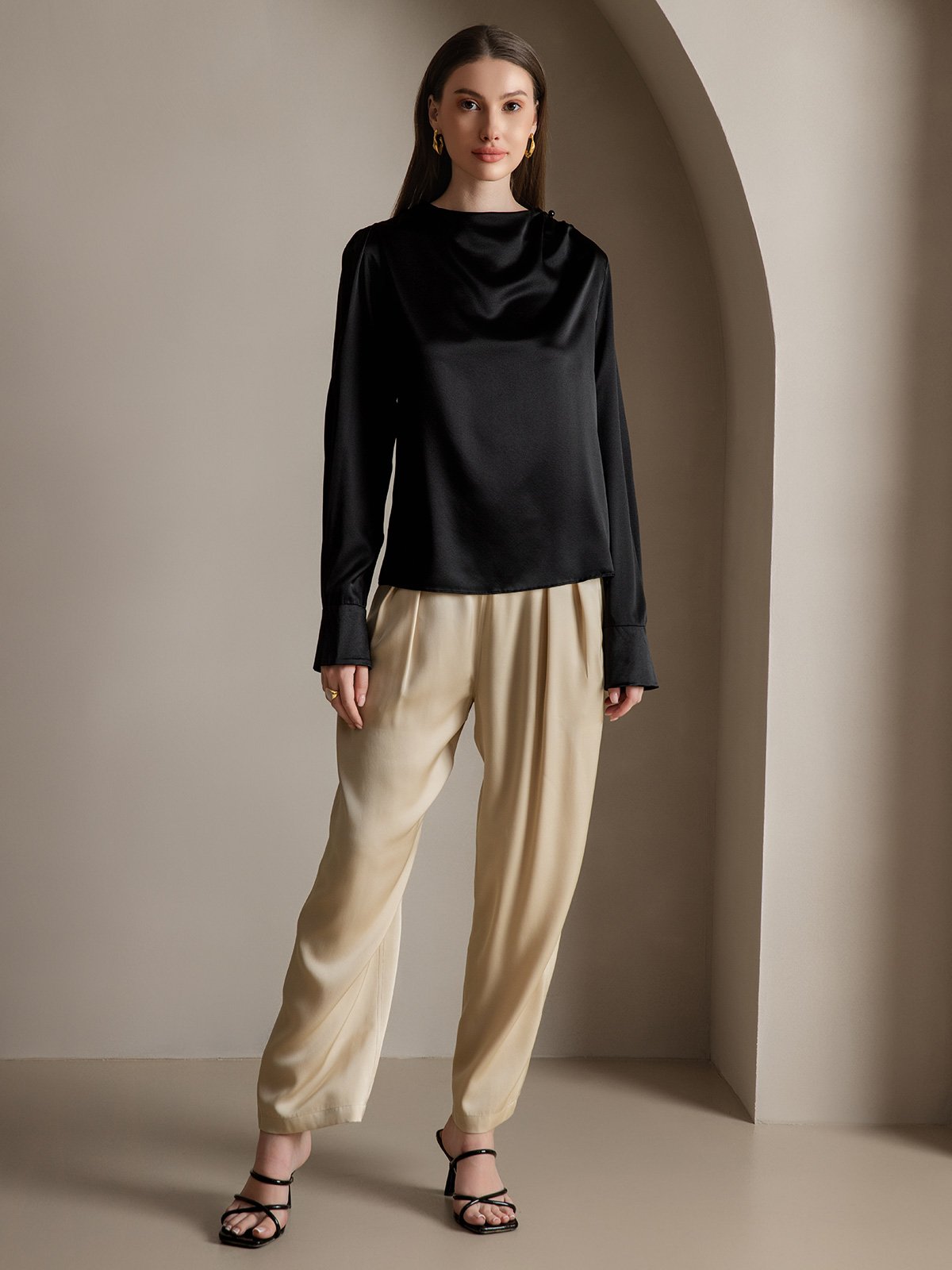 [Black] SilkSilky-AU 19Momme Silk Boat Neck Women's Shirt 008