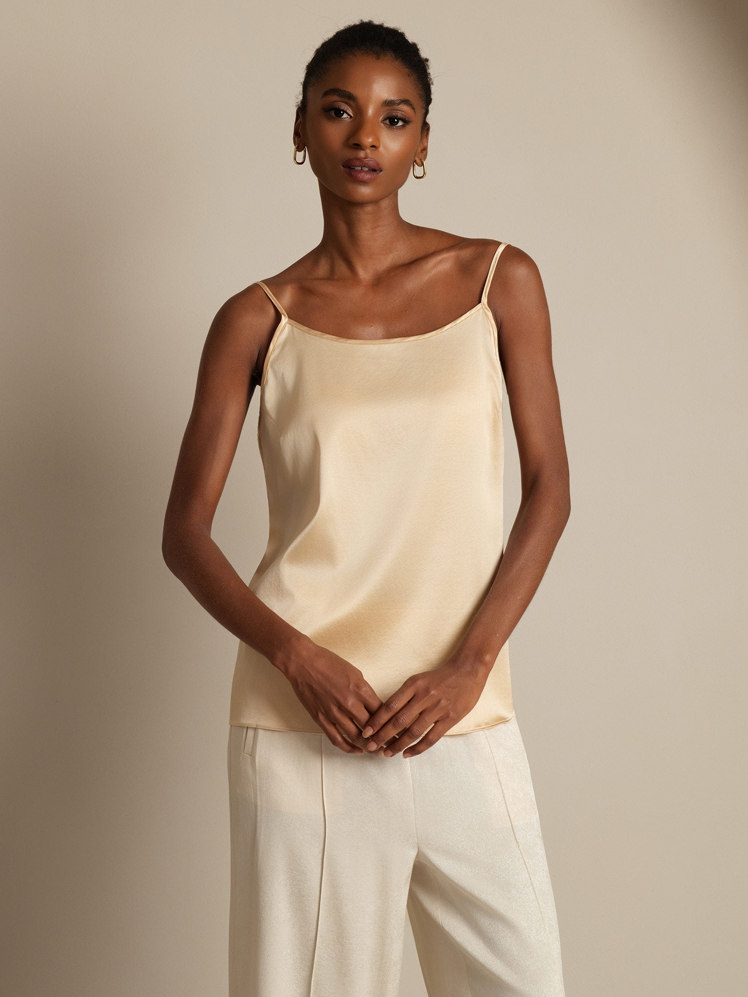 [Champagne] SilkSilky-AU 19Momme Silk Spaghetti Strap Round Neck Camisole 003