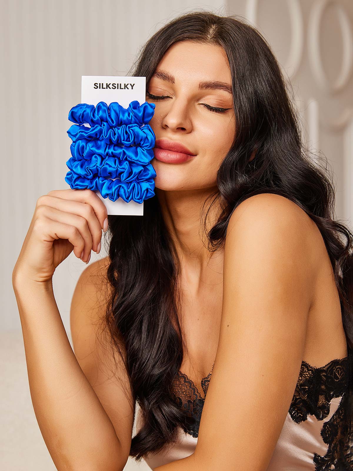 [Blue] SilkSilky-AU 19Momme Pure Silk Scrunchie 002