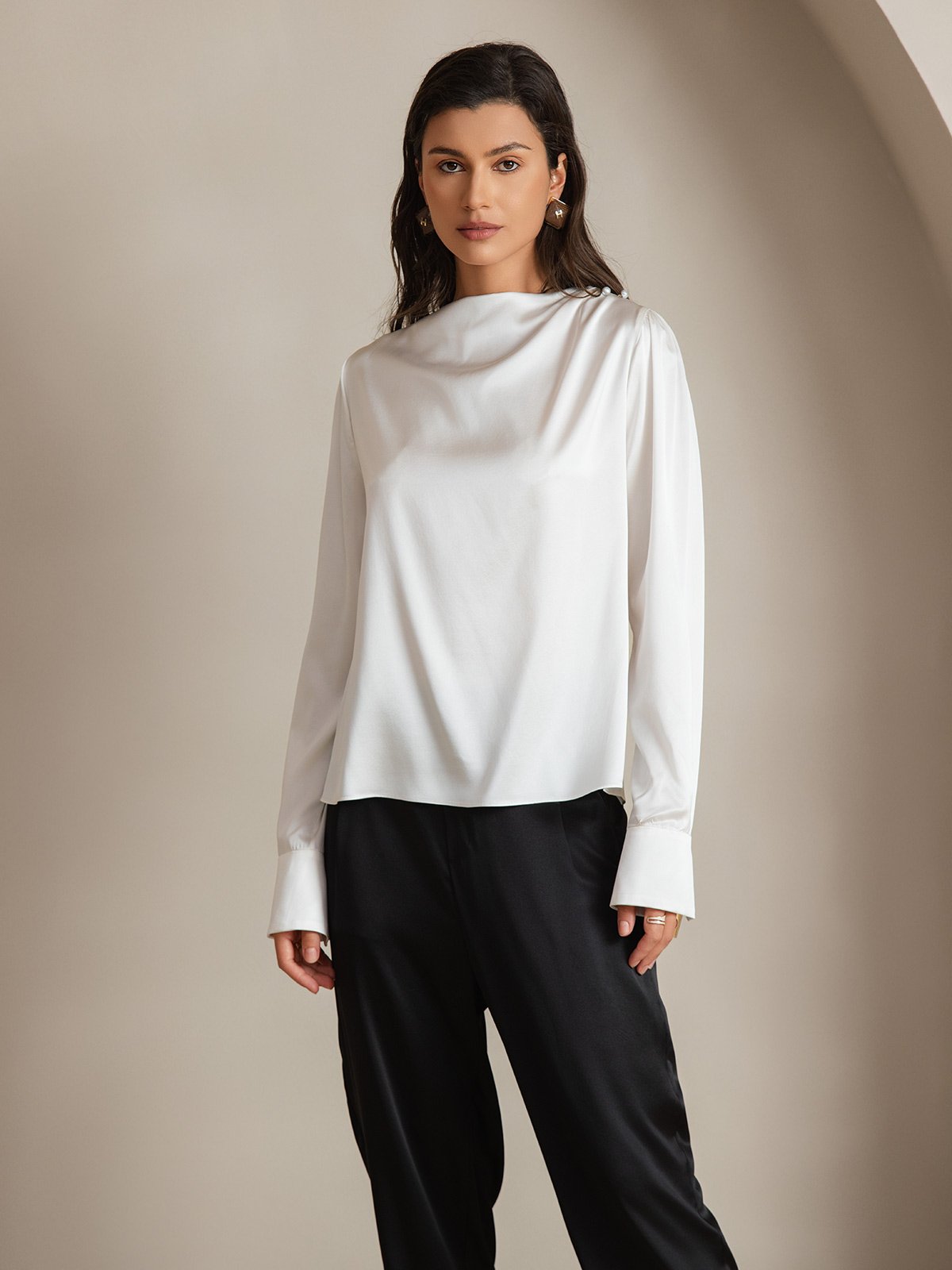 [White] SilkSilky-AU 19Momme Silk Boat Neck Women's Shirt 001
