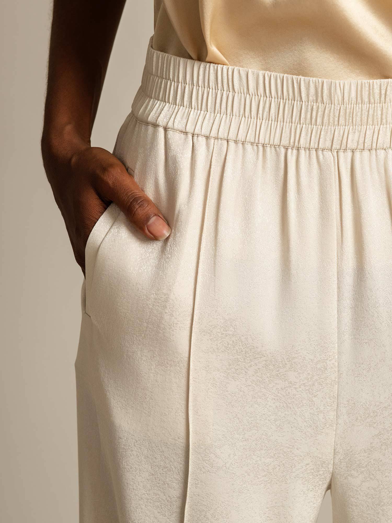 [Beige] SilkSilky-AU 22Momme Silk Womens Pants 004
