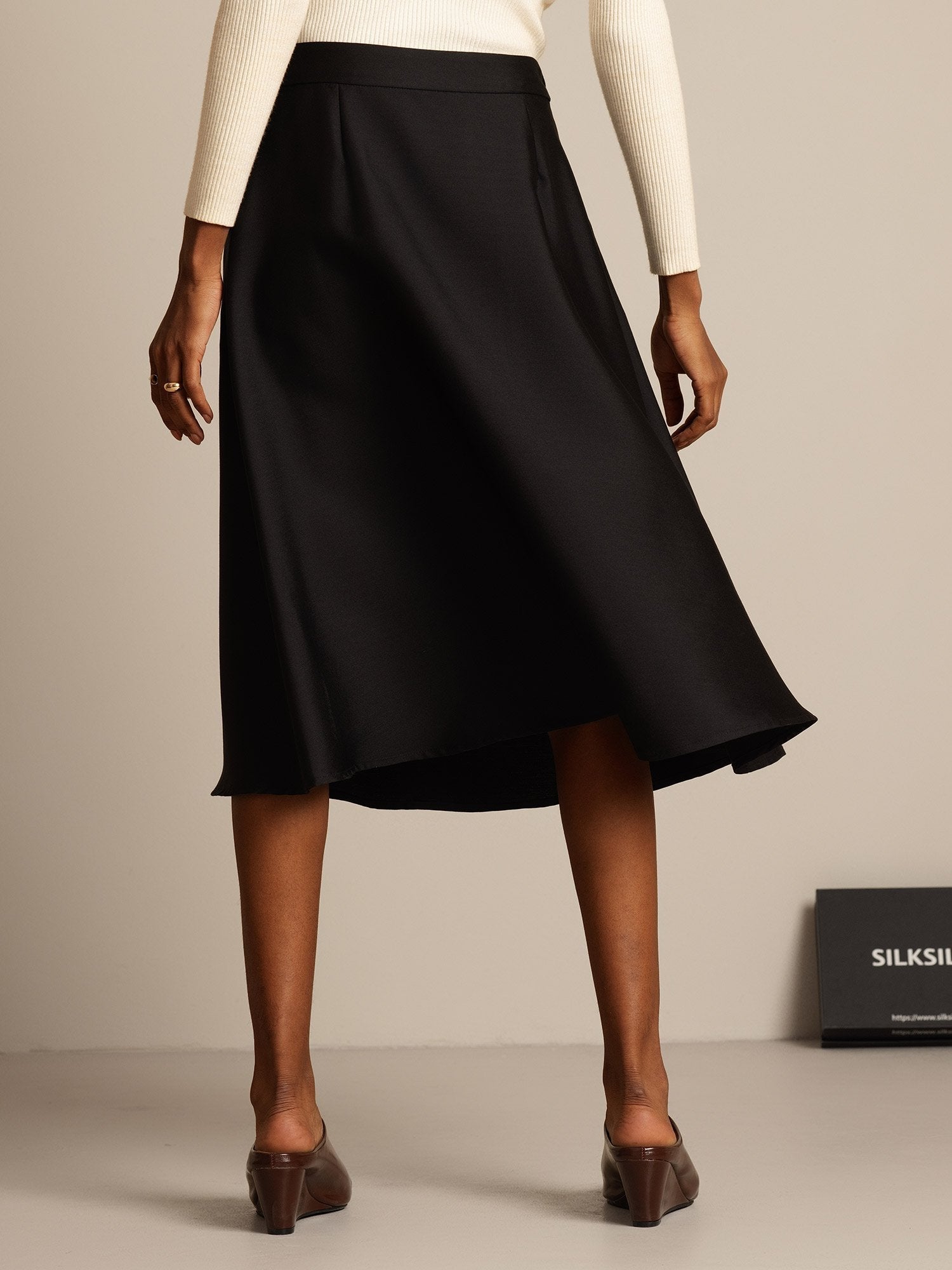 [Black] SilkSilky-AU 32Momme Wool Skirt 002