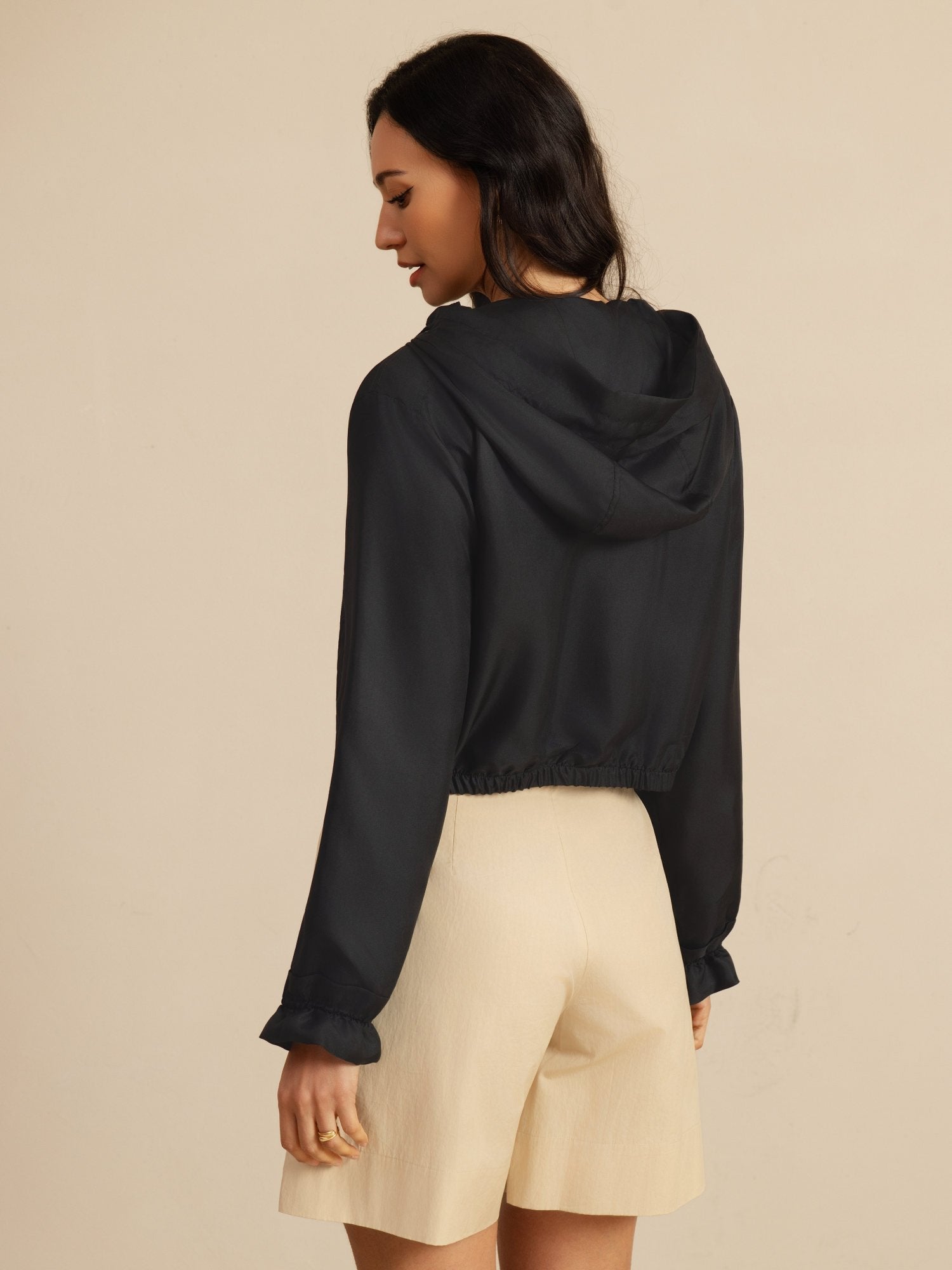 [Black] SilkSilky-AU 18Momme Silk Satin Surah Long Sleeve High Neck Women's Outerwear 002