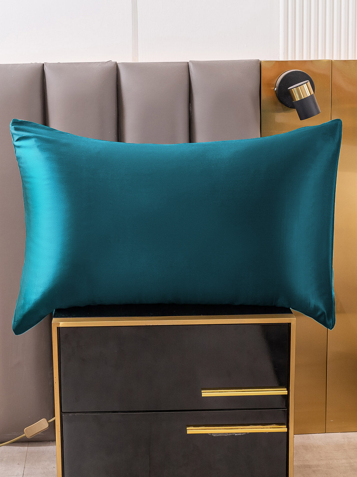 SilkSilky AU 22Momme Pure Silk Pillowcase Teal 005