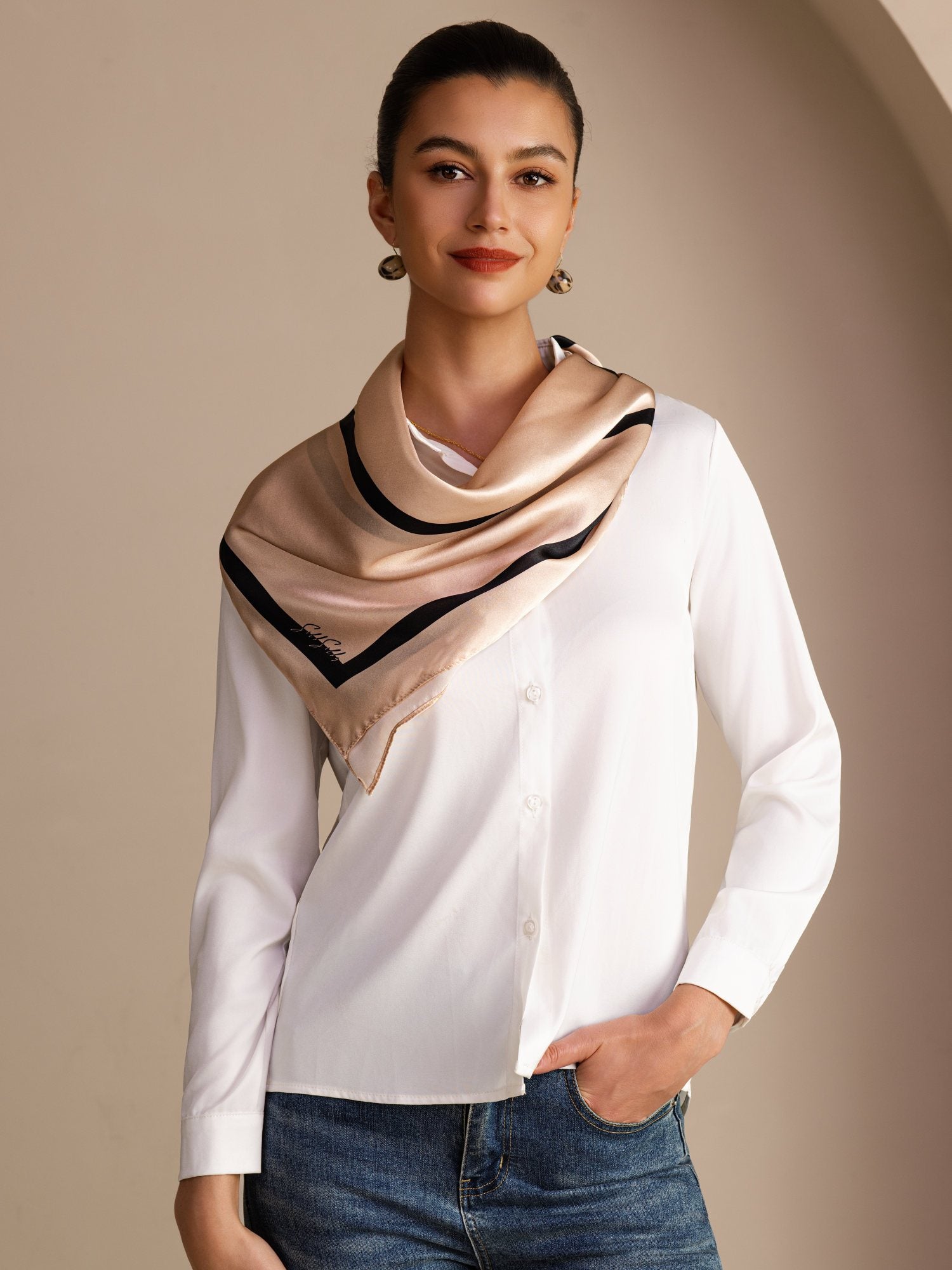 [Beige Square] SilkSilky-AU Scarf 002