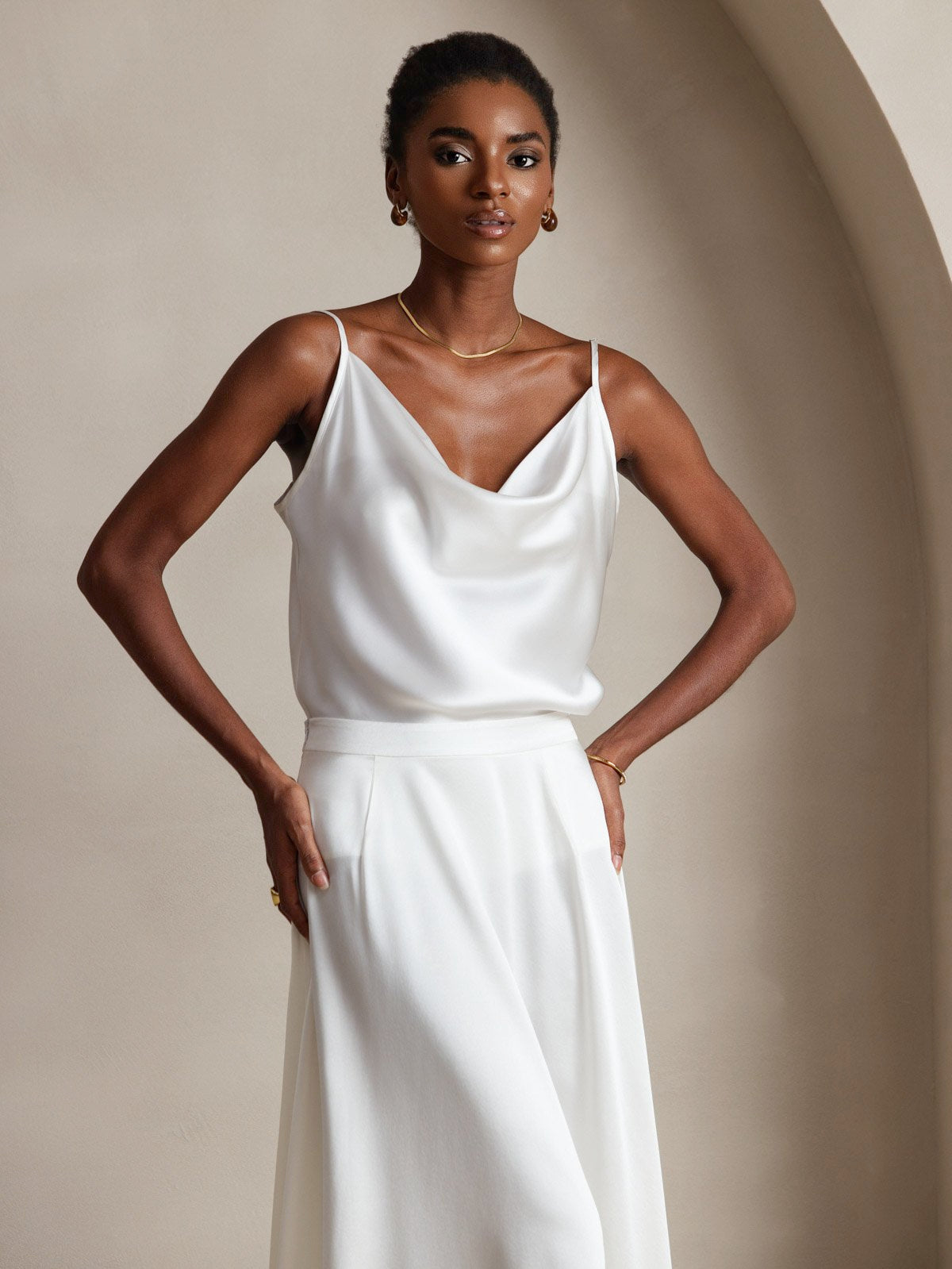 [White] SilkSilky-AU 19Momme Silk Cowl Neck Camisole 004