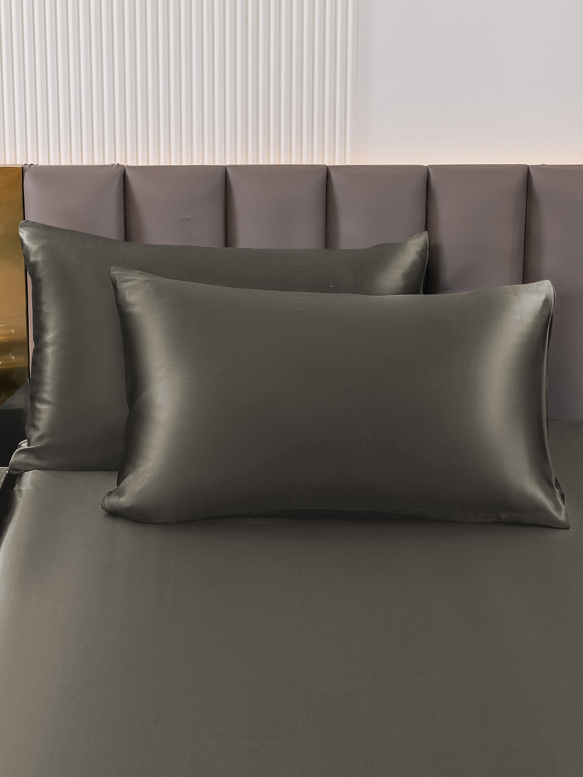 SilkSilky AU 22Momme Pure Silk Pillowcase DarkGray 001