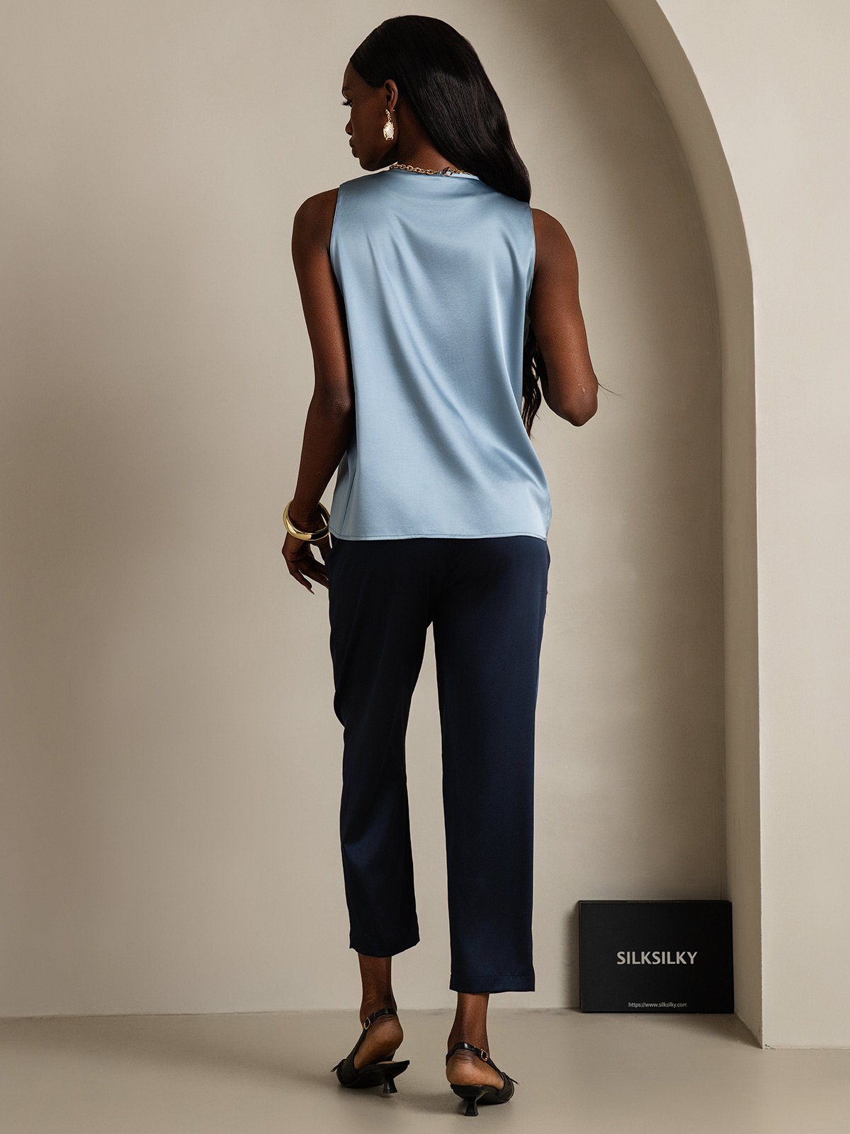 SilkSilky-AU 19Momme Silk Sleeveless V Neck Women's Shirt GrayishBlue 002