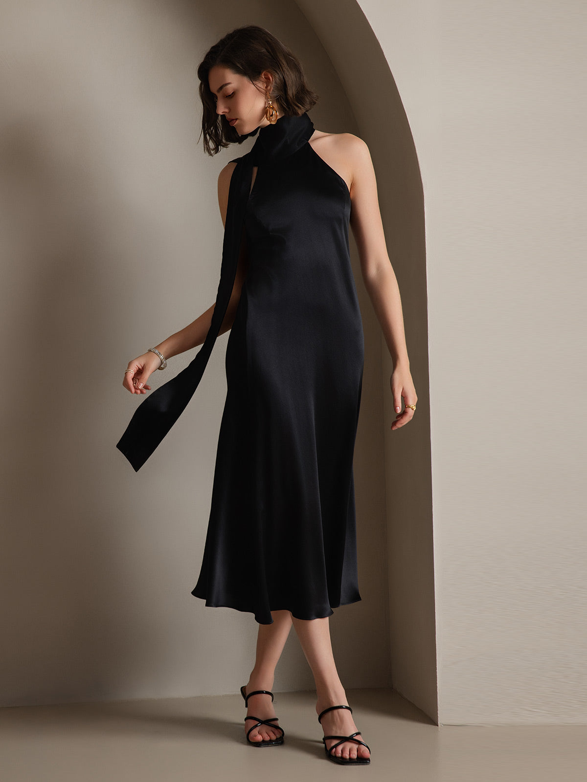 [Black] SilkSilky-AU 19Momme Silk Sleeveless Tie Neck Dress 001
