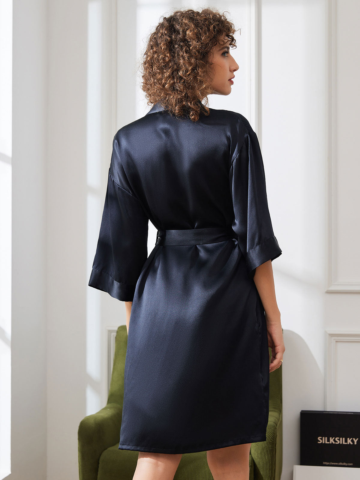 [Black] SilkSilky-AU Pure Silk Womens Robe 002