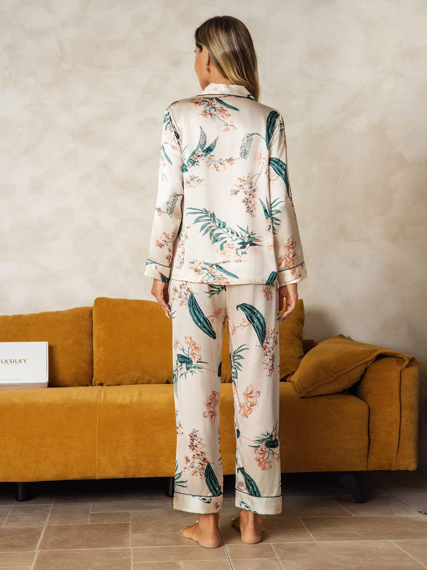[Ivory] SilkSilky-AU Pure Silk Womens Pajamas 002