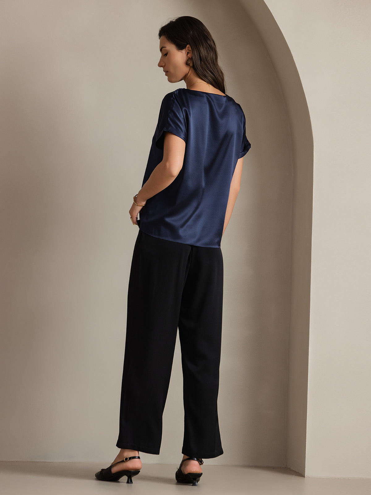 [Dark Blue] SilkSilky-AU 19Momme Silk Short Sleeve Round Neck Women's T-Shirt 002